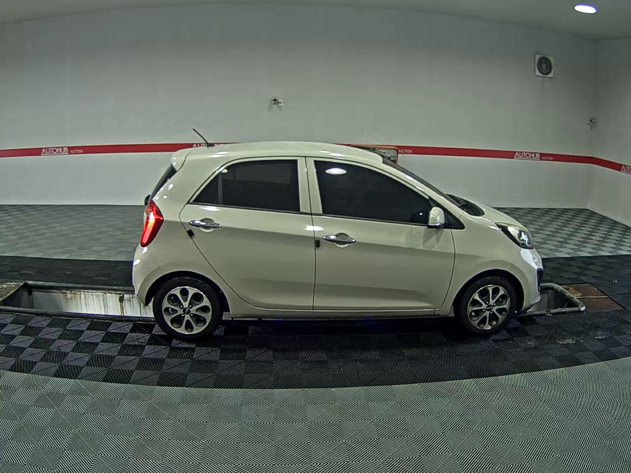 2012 - kia morning