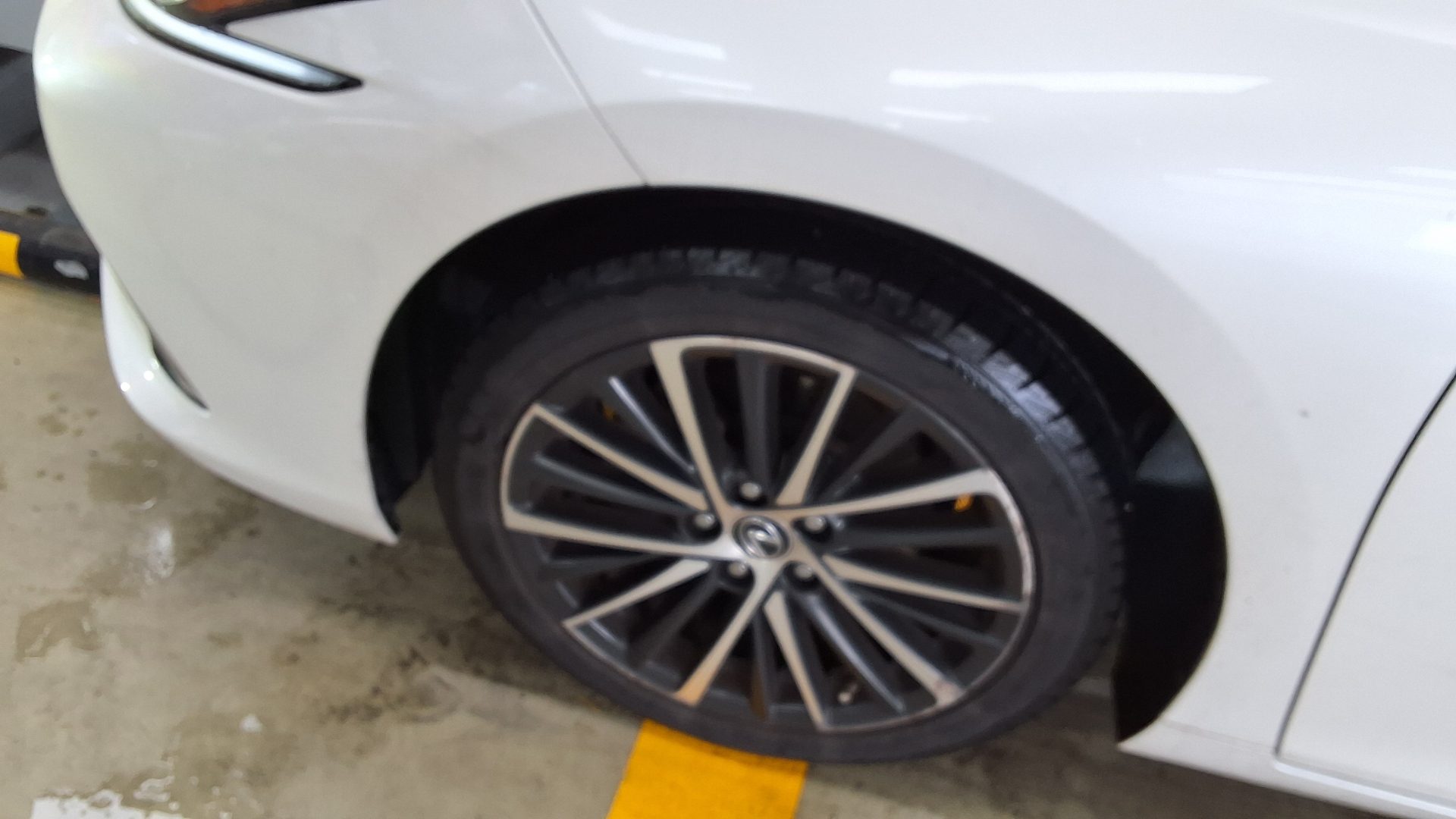 Lexus Es 2022 — صورة 18