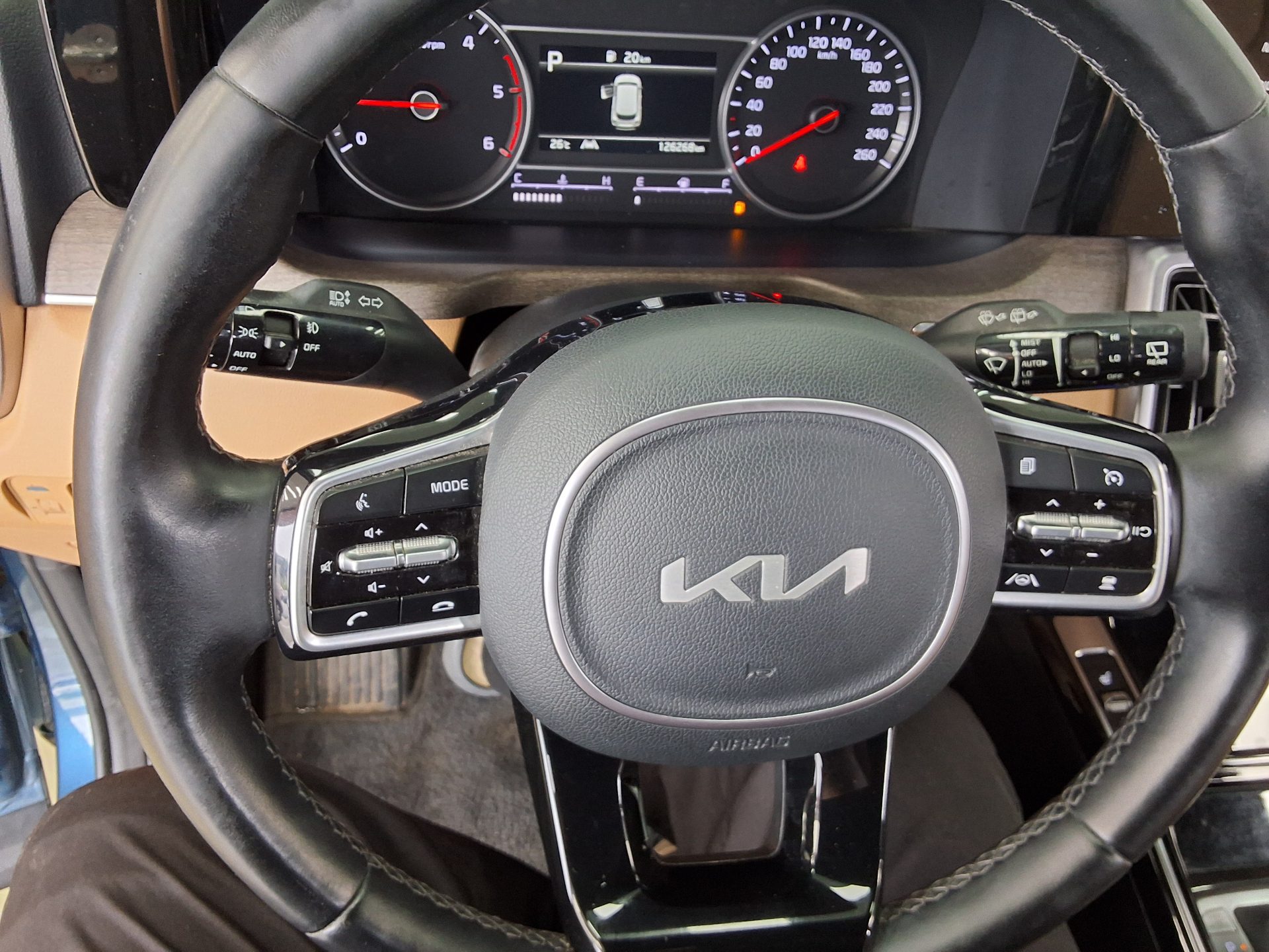 2023 - kia sorento