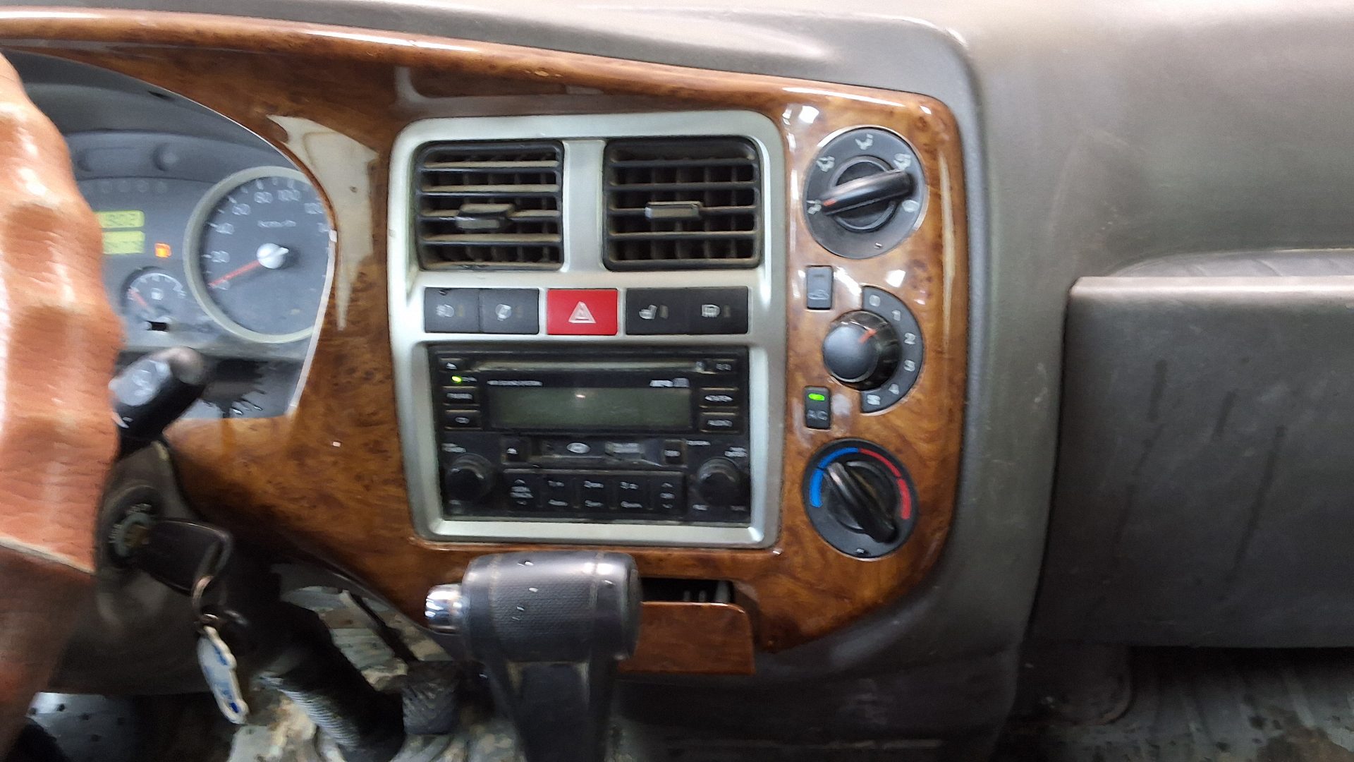 2011 - hyundai porter