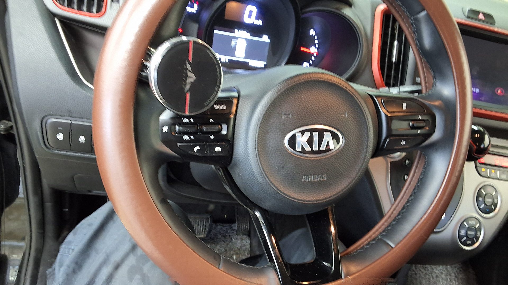 2021 - kia ray