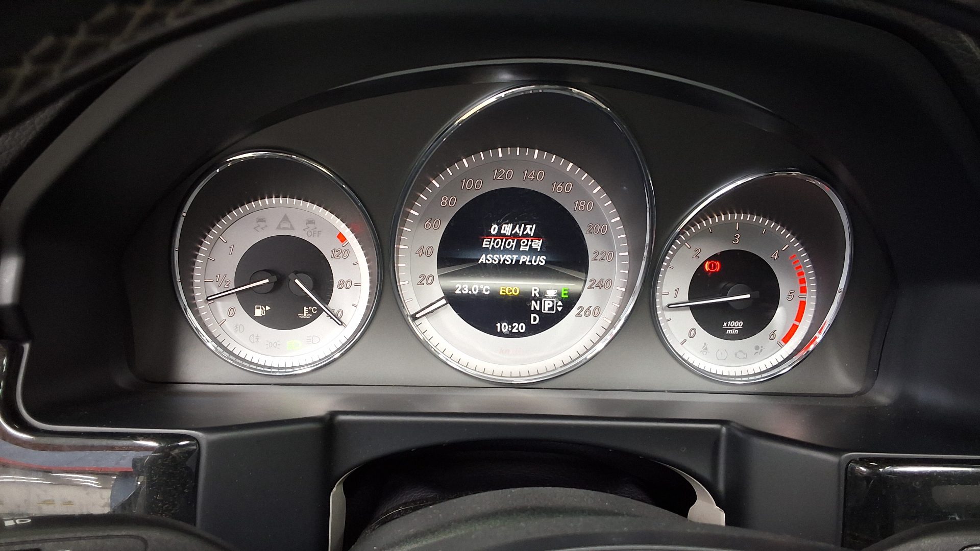 2013 - mercedes-benz glk220