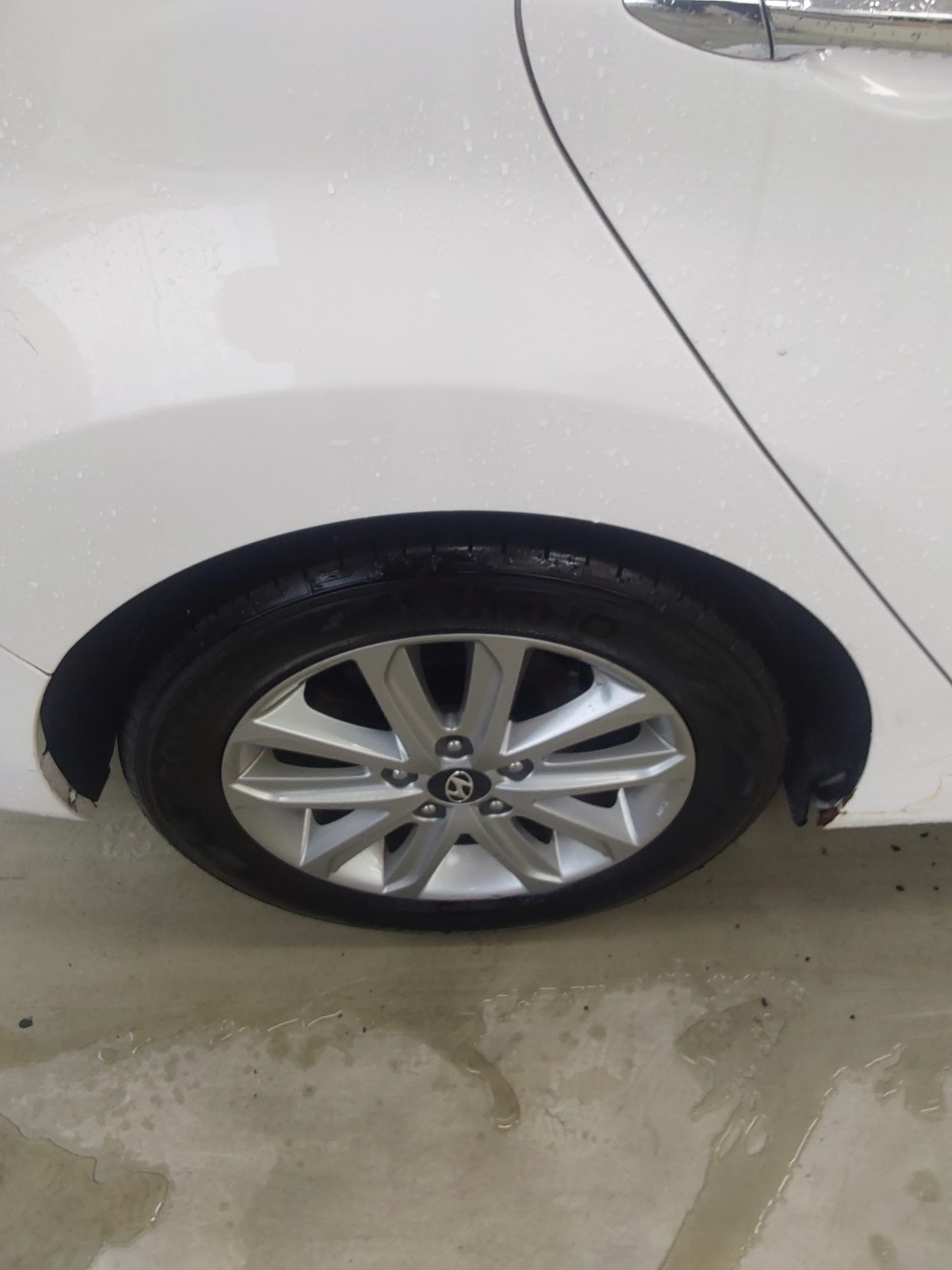 2015 - hyundai avante