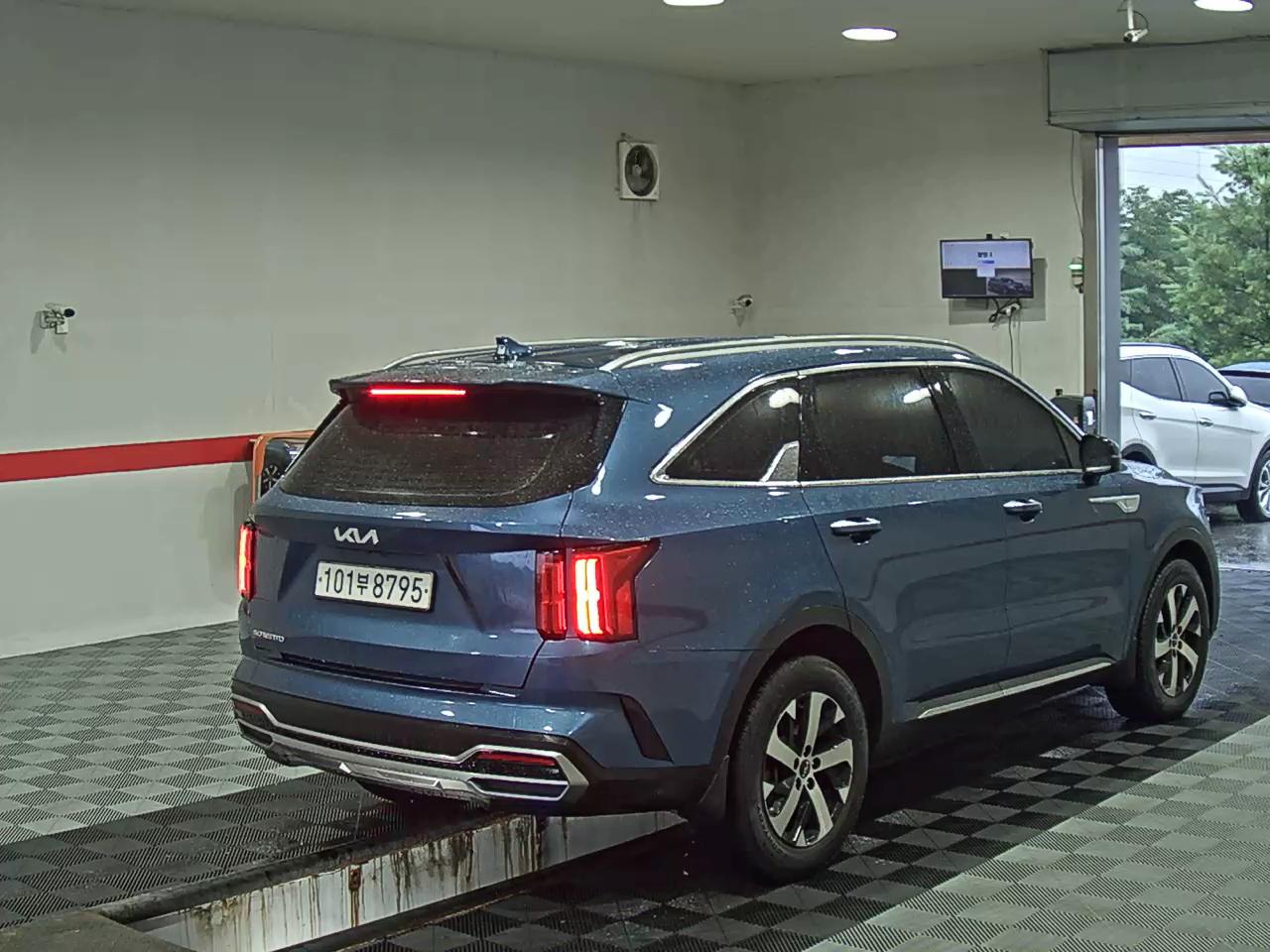 2023 - kia sorento