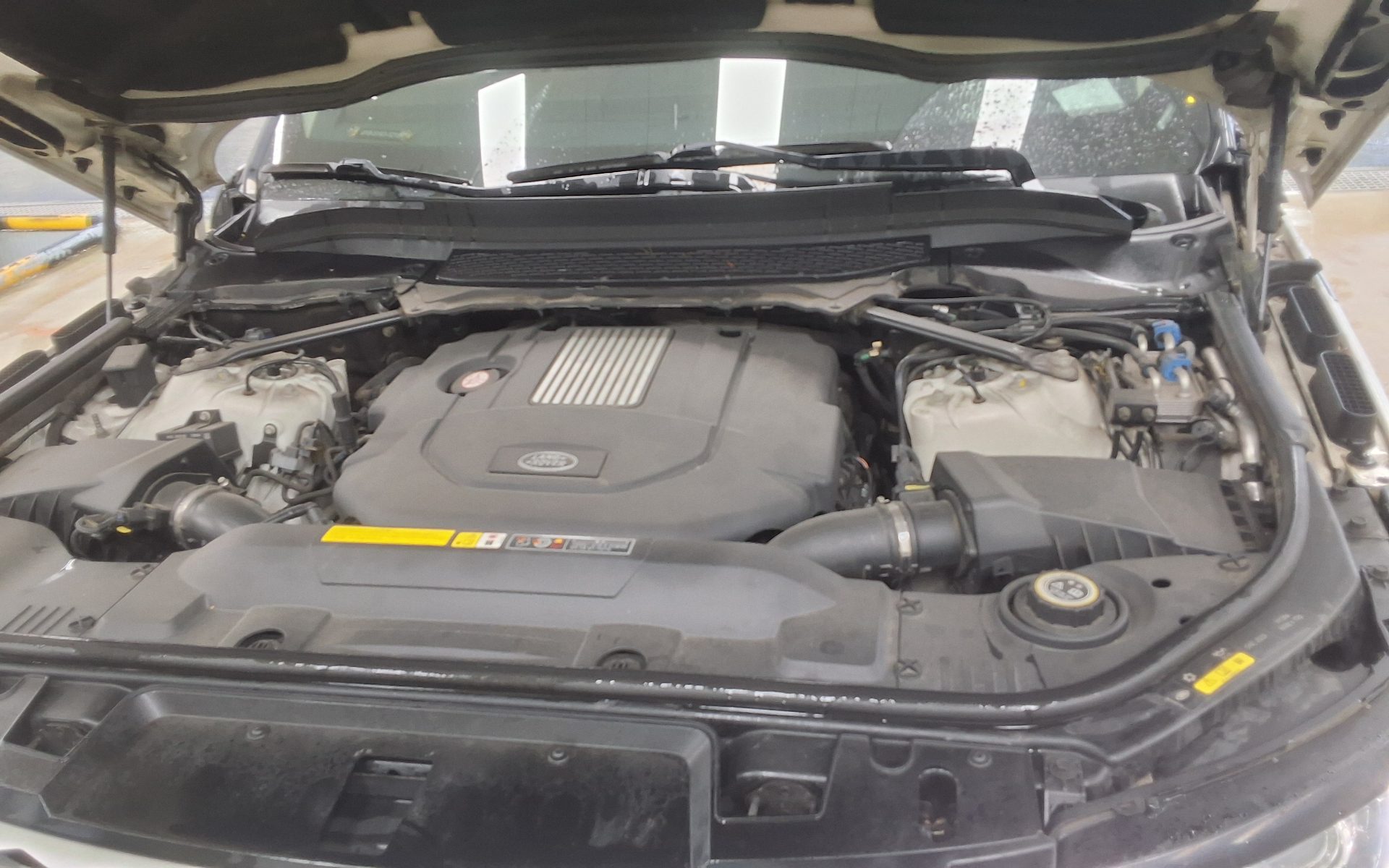 2015 - land rover range rover