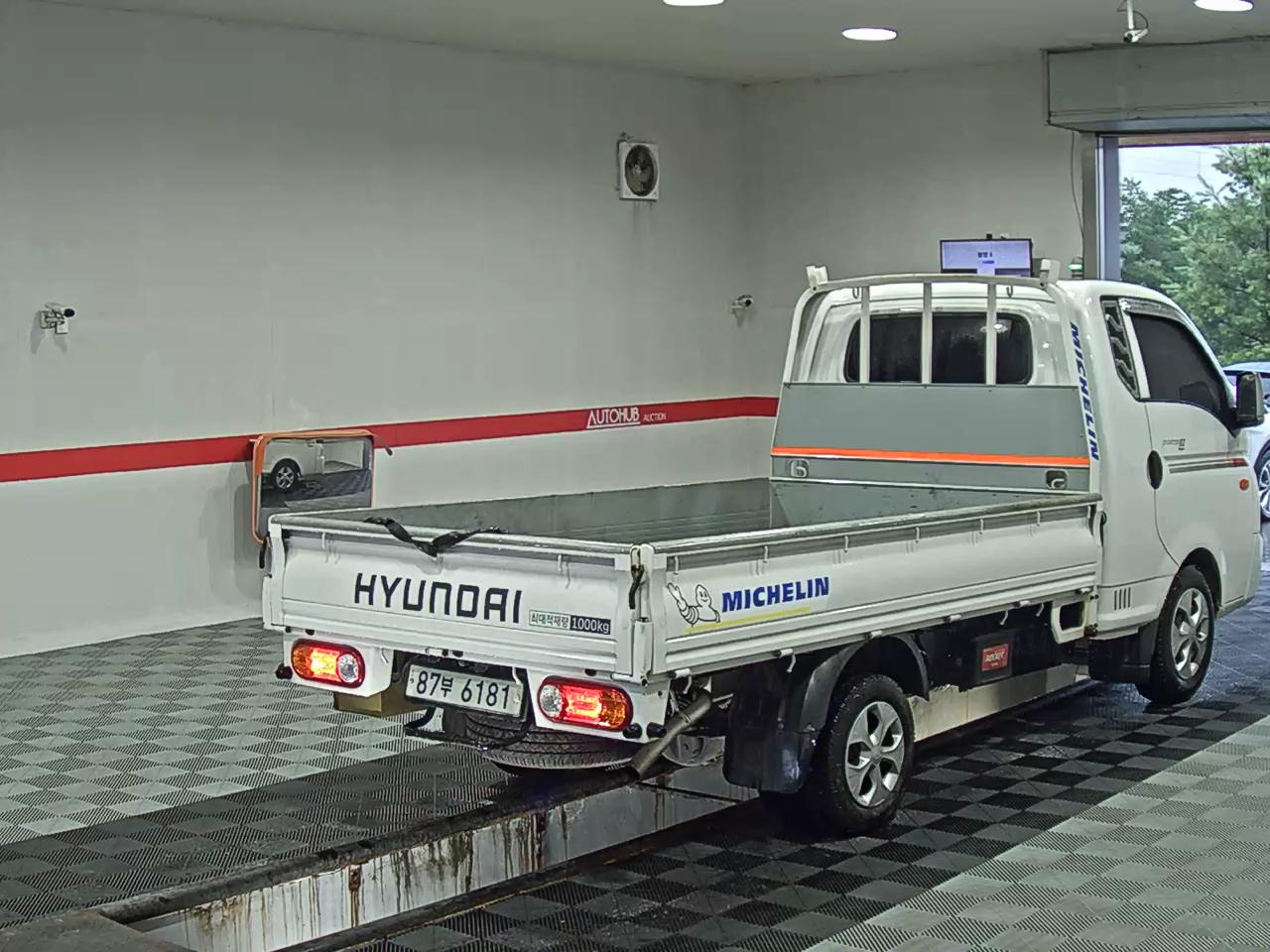 2012 - hyundai porter