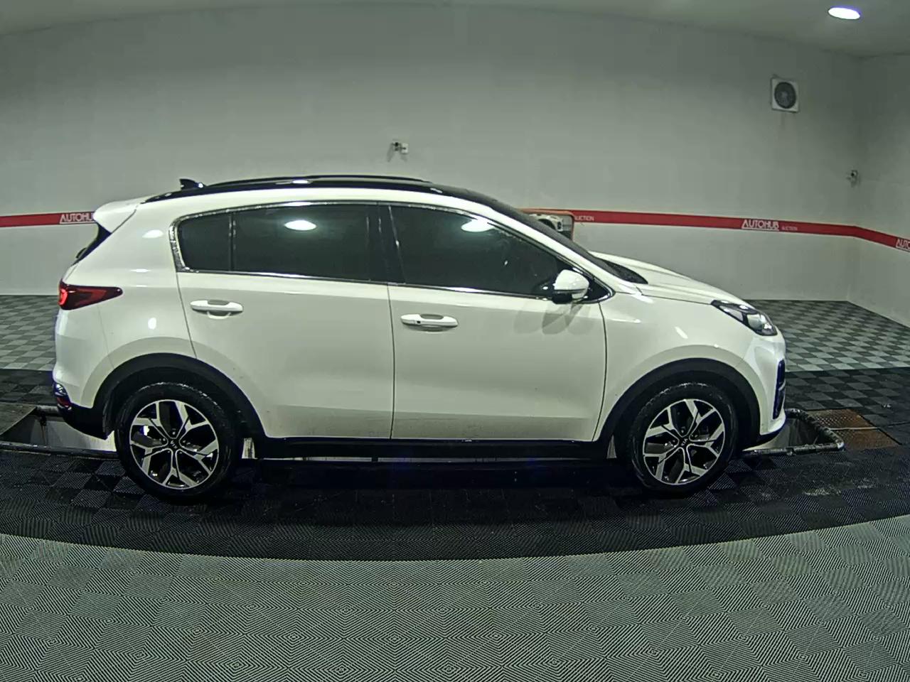 2020 - kia sportage