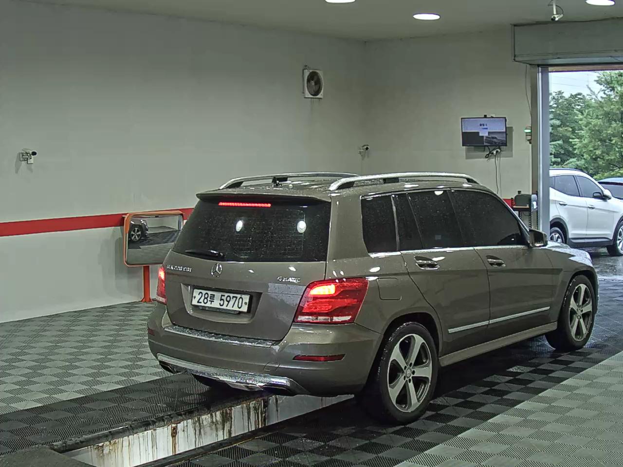2013 - mercedes-benz glk220