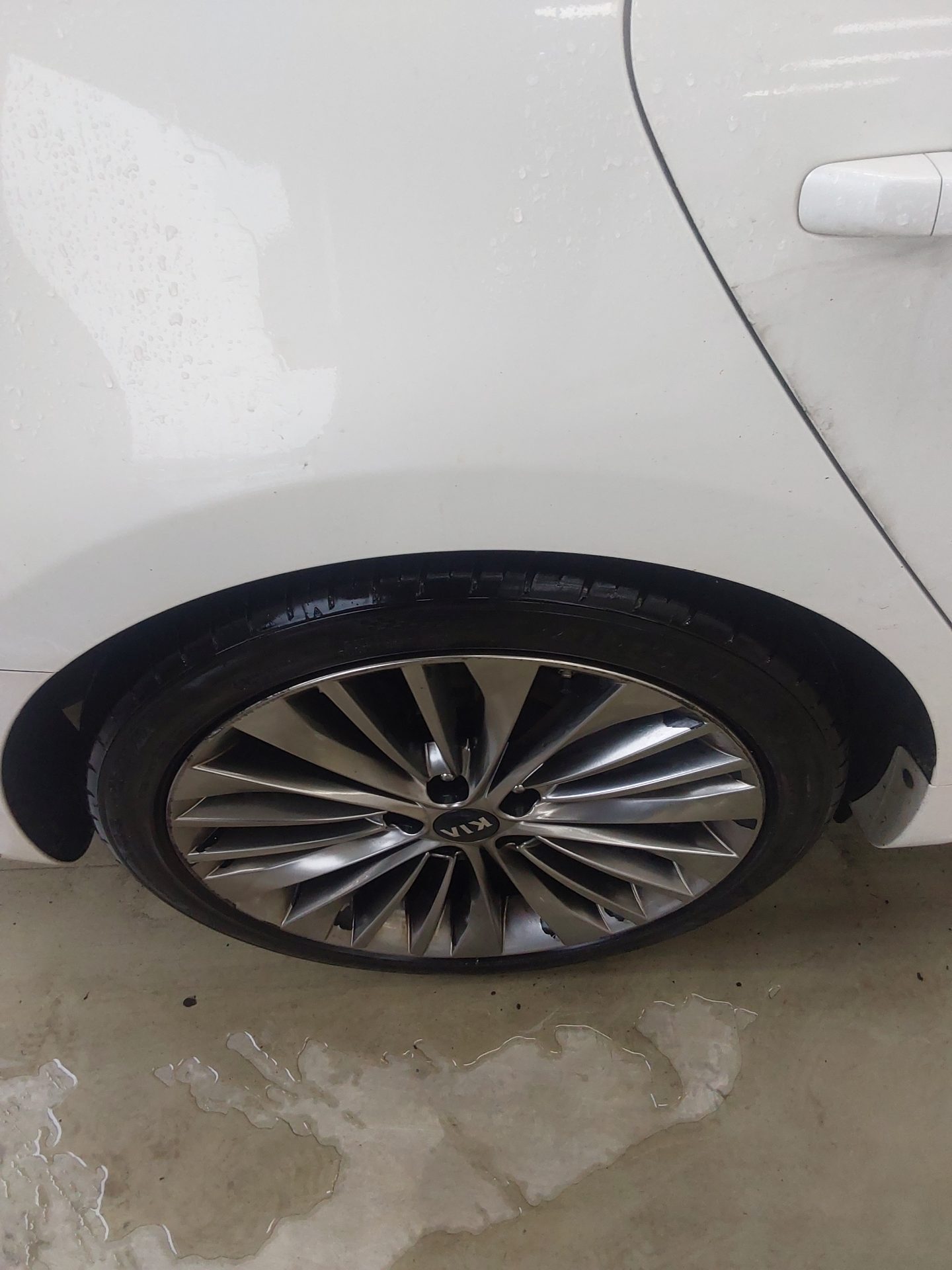 2017 - kia k7