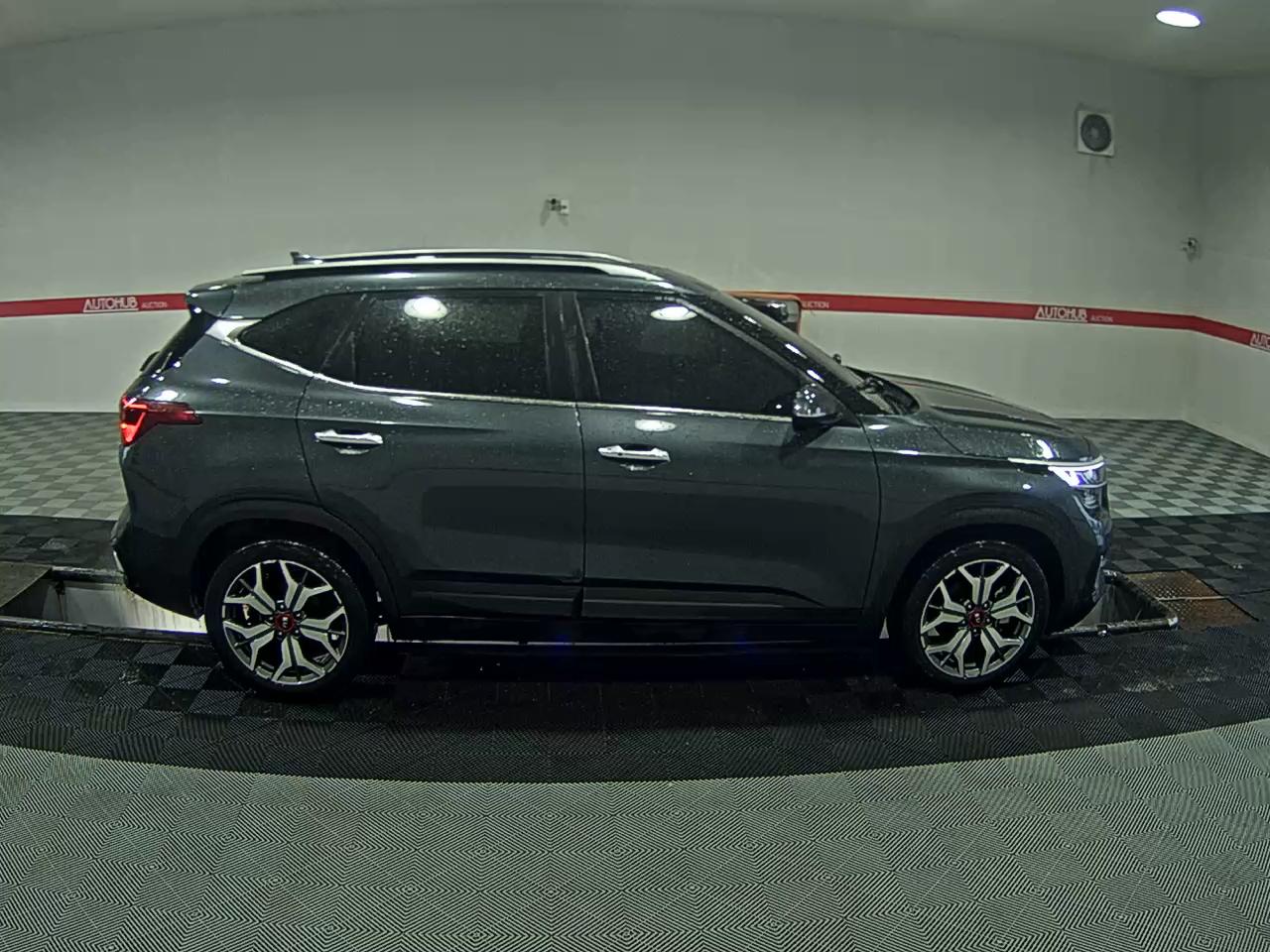 2020 - kia seltos