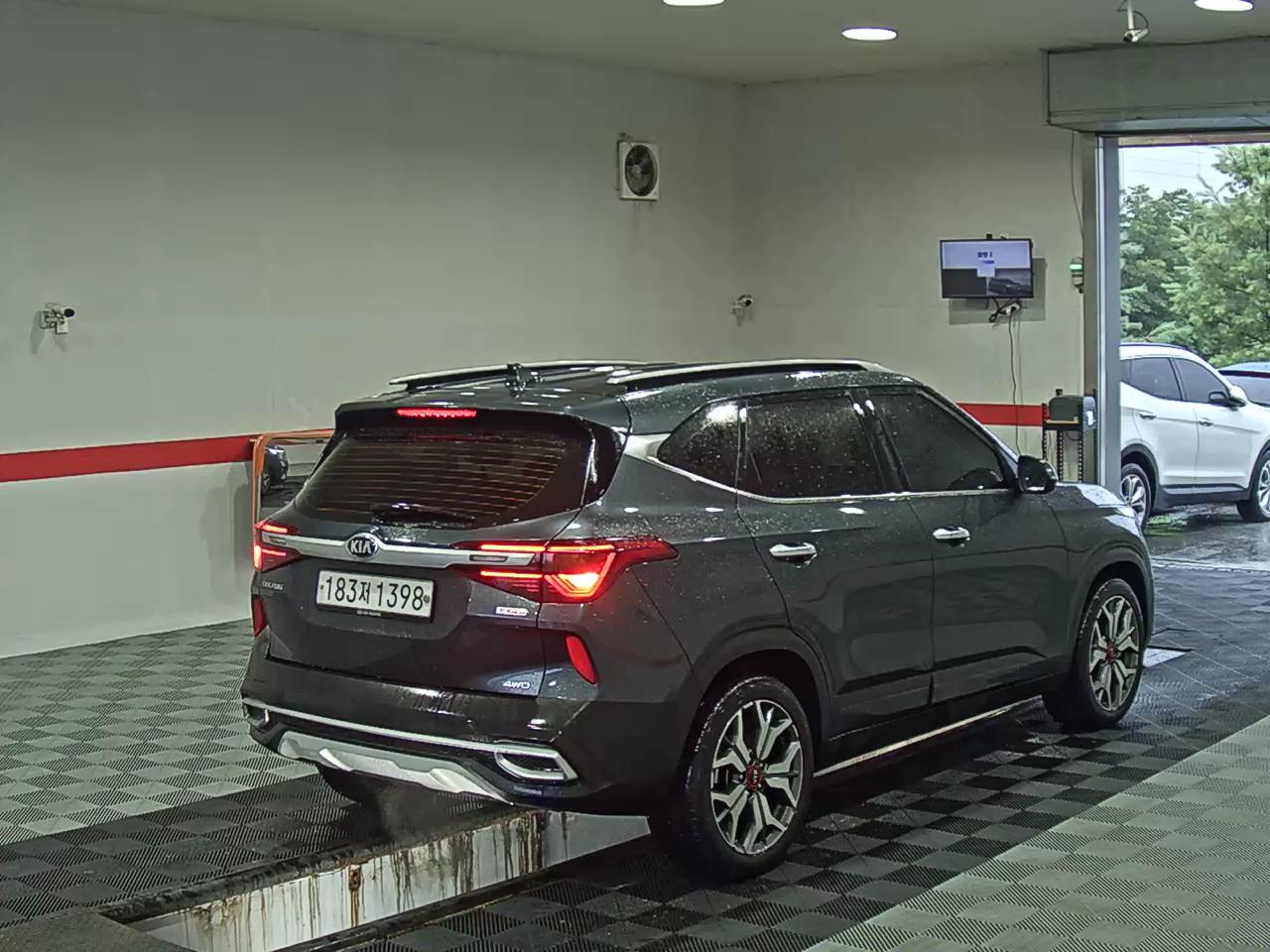 2020 - kia seltos