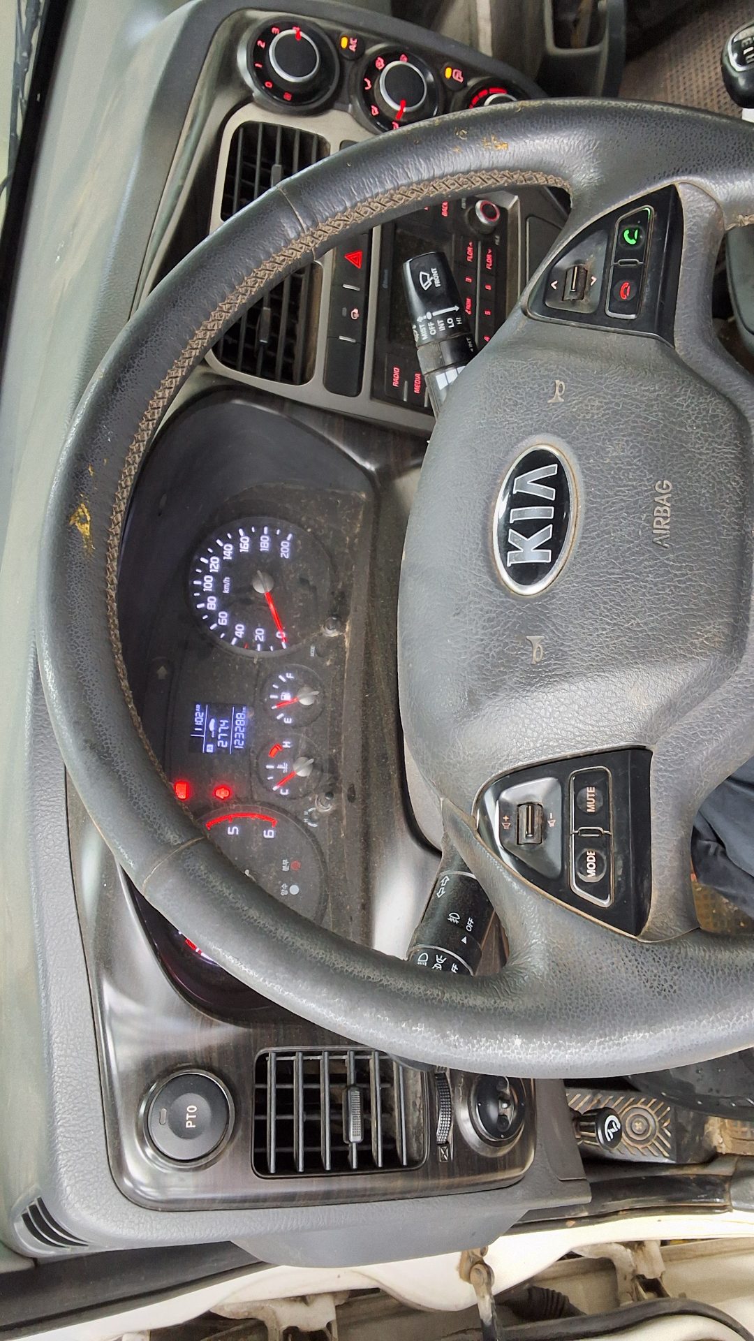 2019 - kia bongo