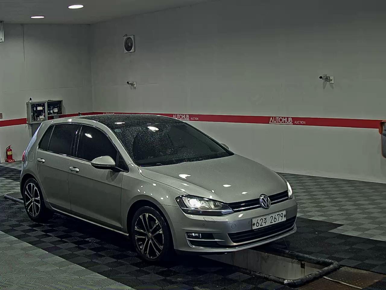 2014 - volkswagen golf