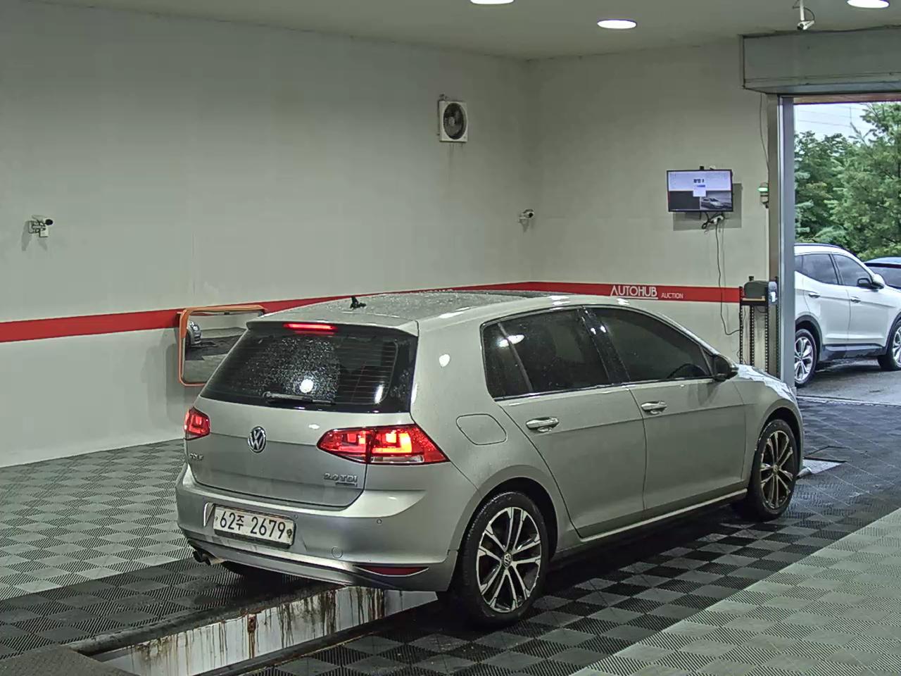 2014 - volkswagen golf
