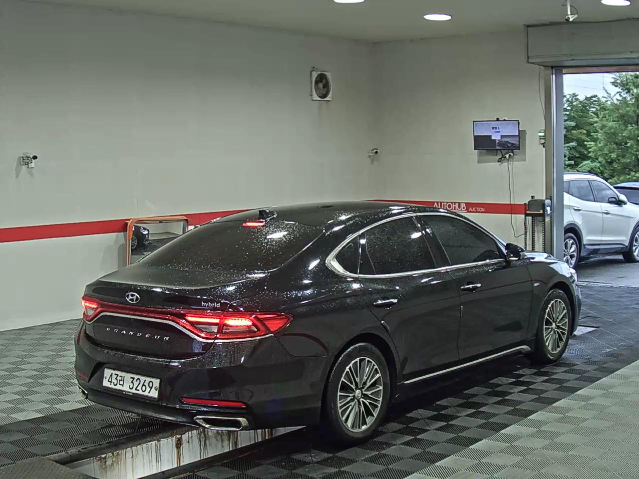 2019 - hyundai grandeur