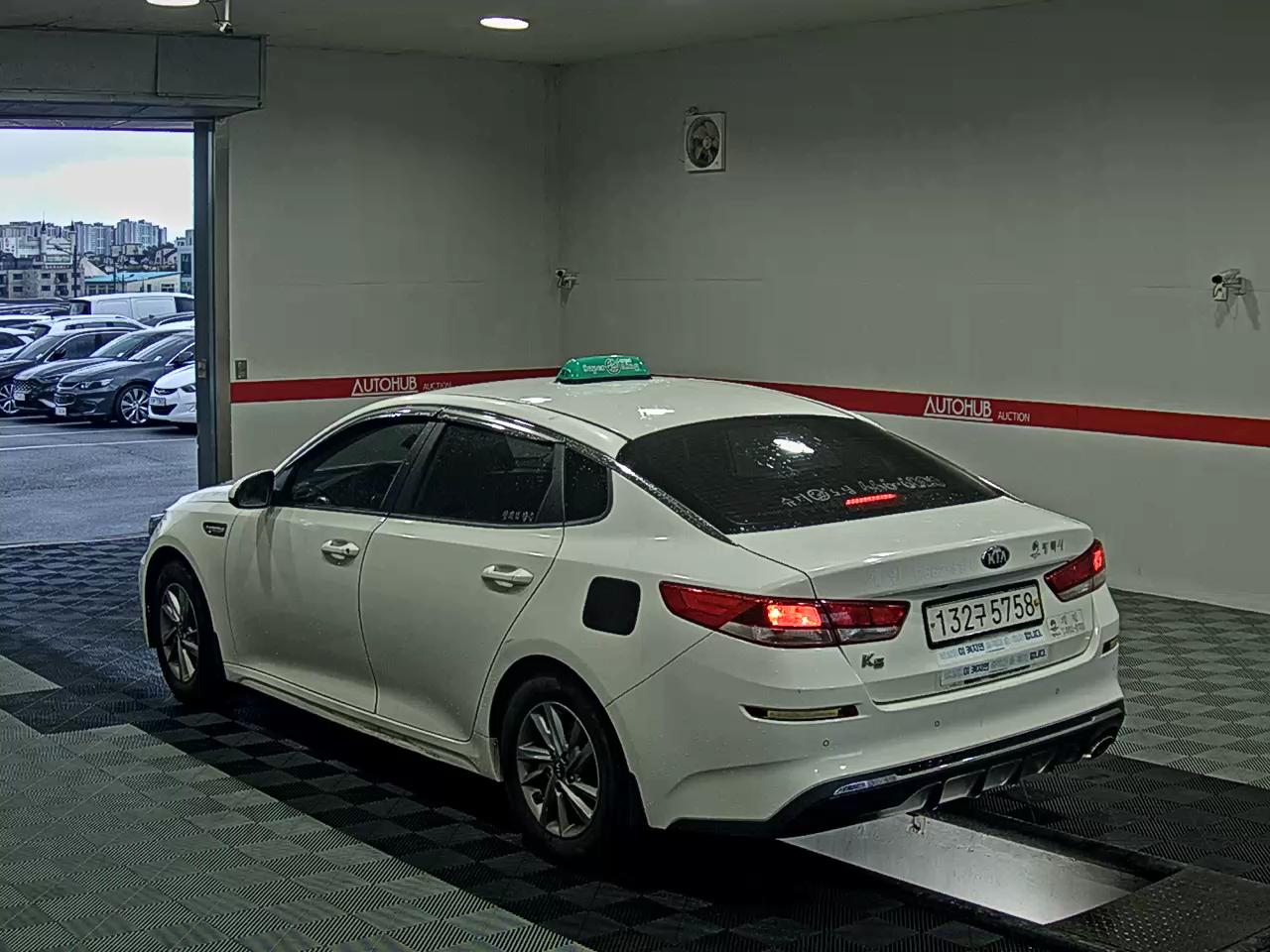 2019 - kia k5
