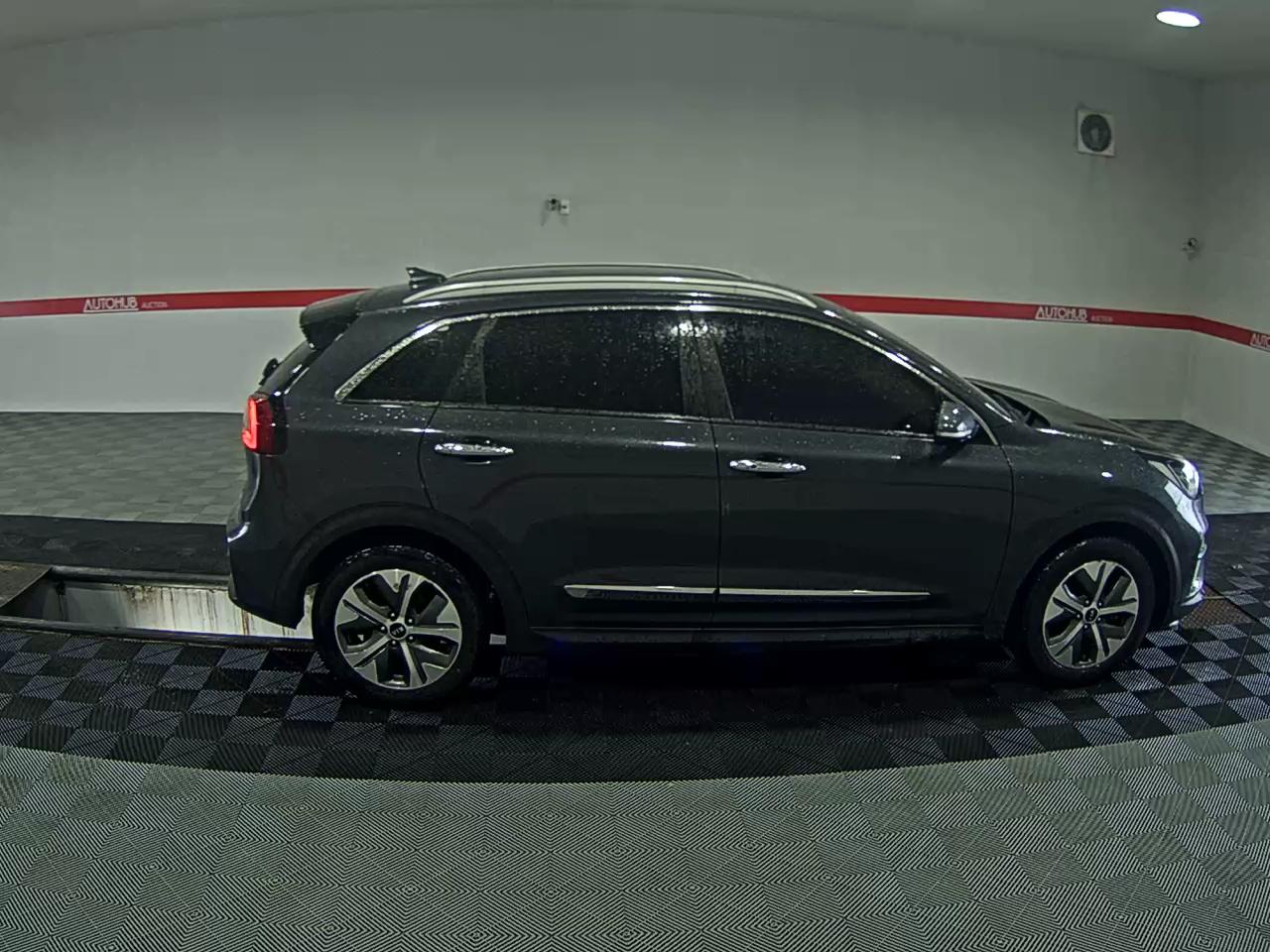 2019 - kia niro