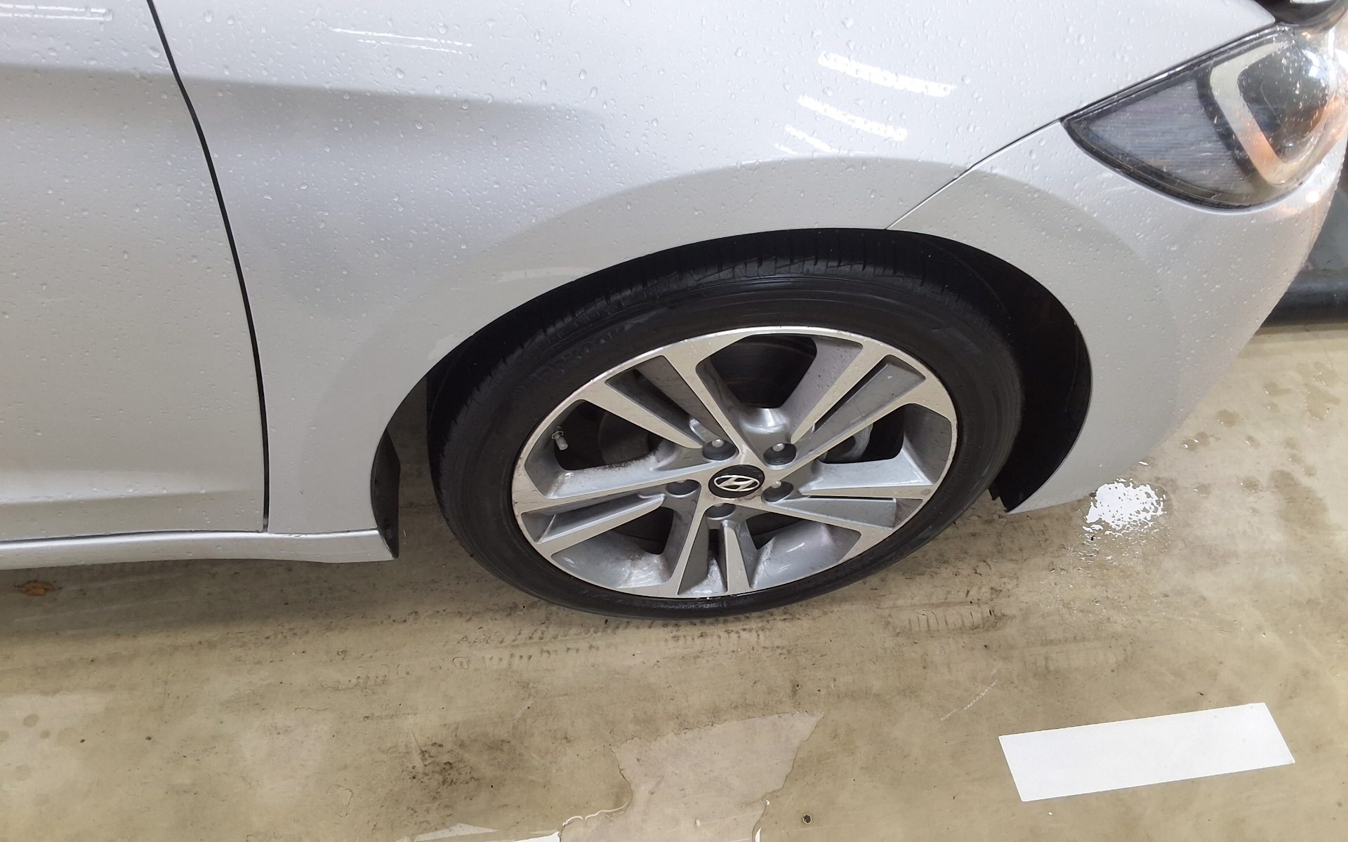 2017 - hyundai avante