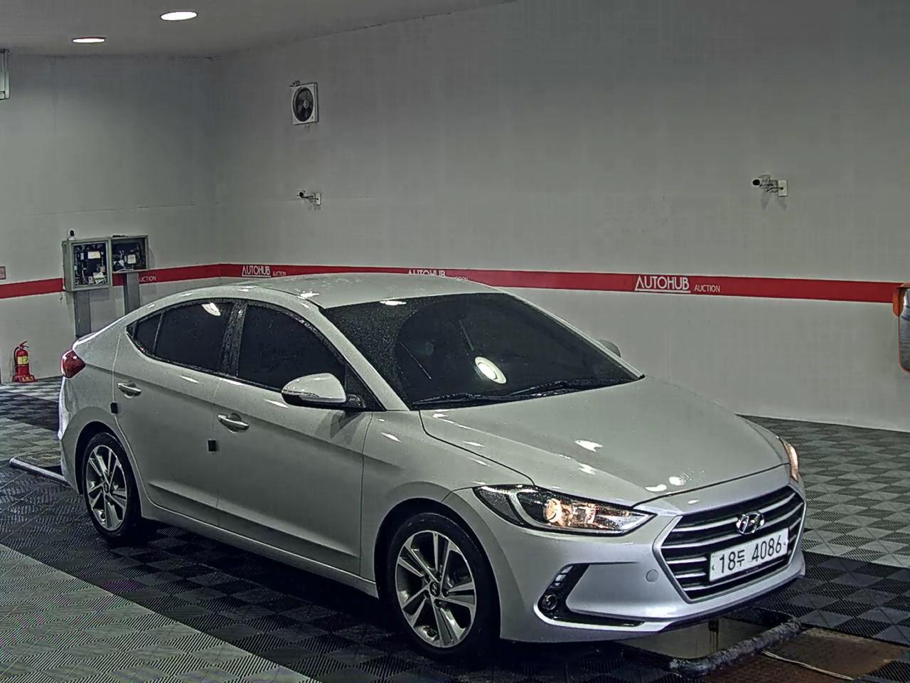 2017 - hyundai avante