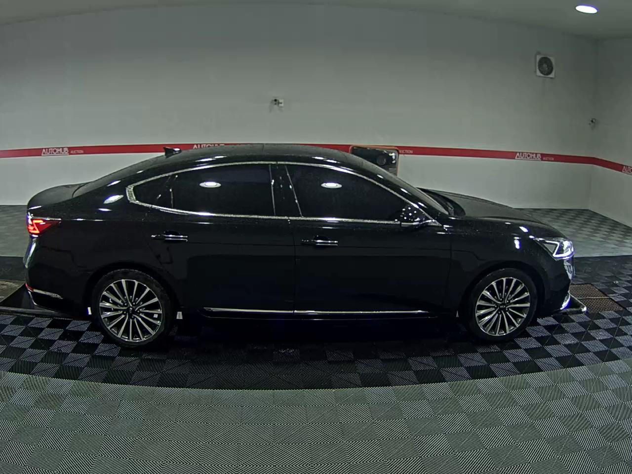 2017 - kia k7