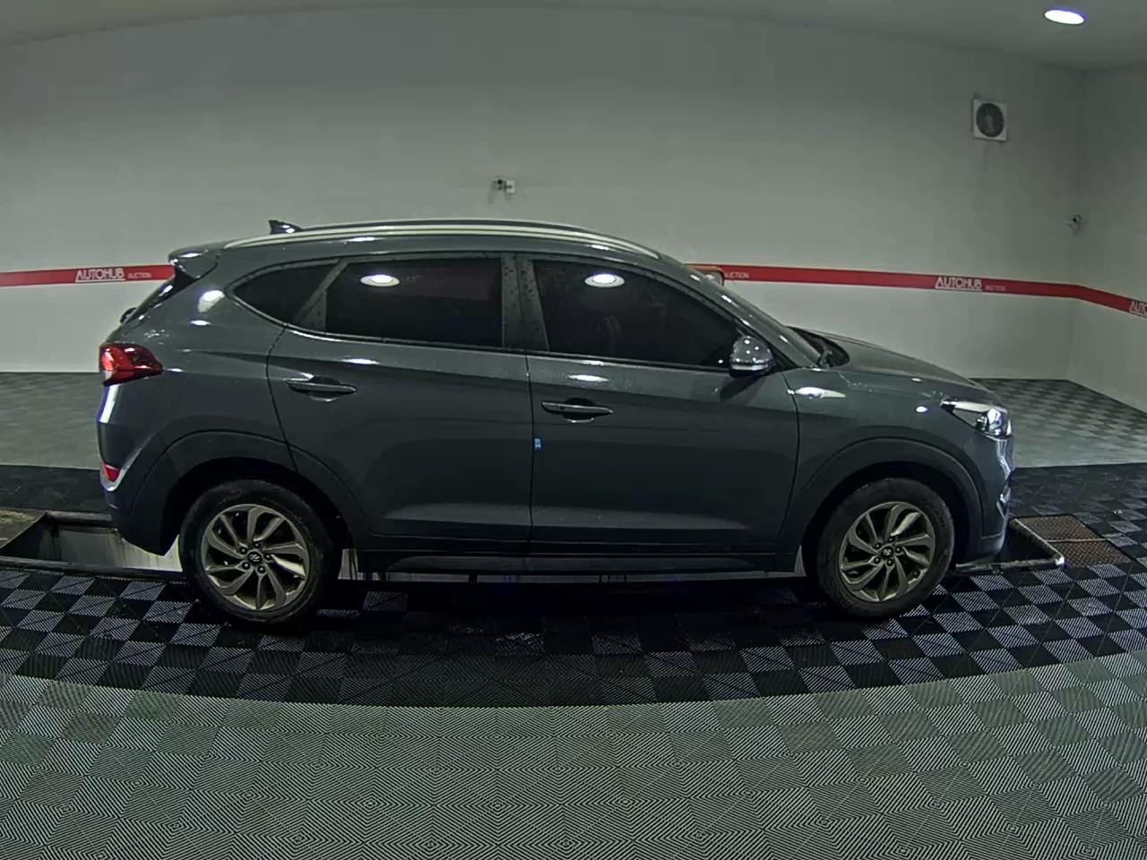 2017 - hyundai tucson