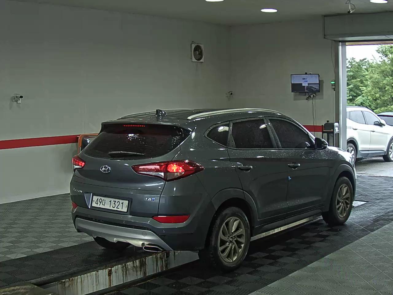 2017 - hyundai tucson