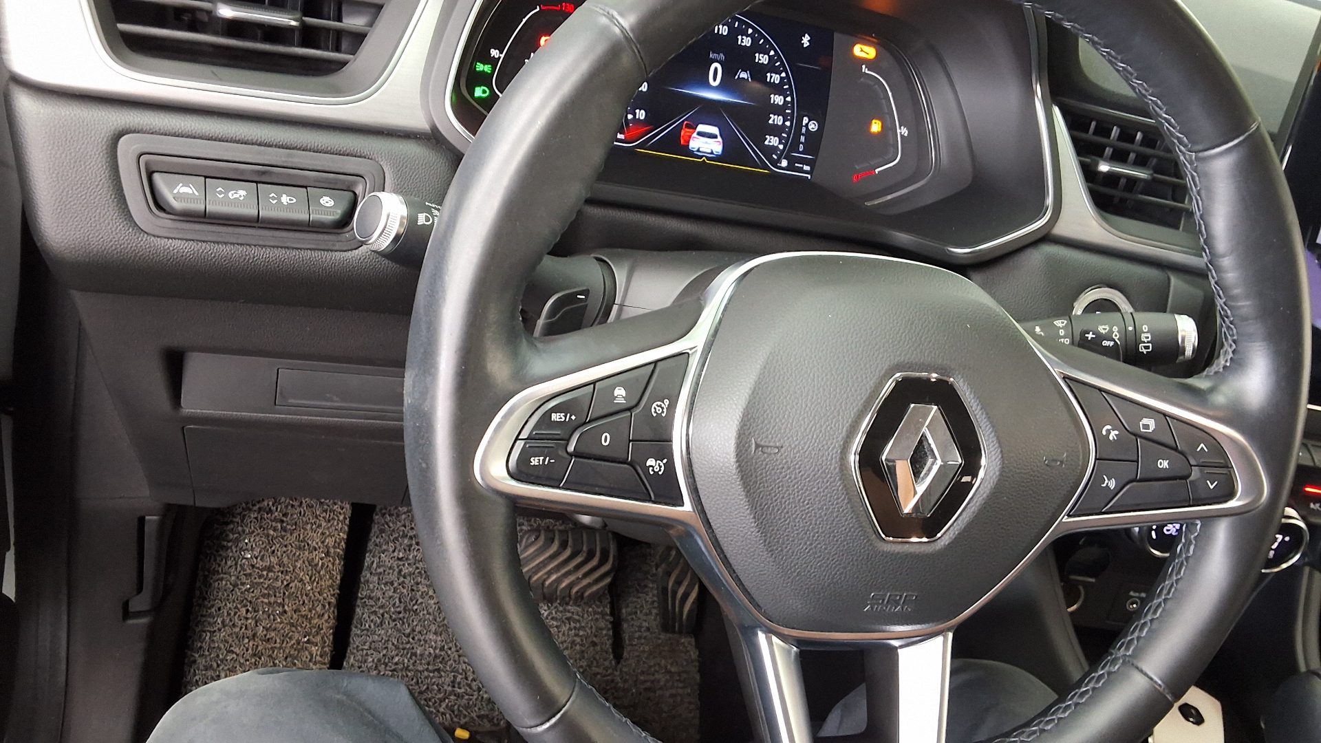 2020 - renault captur