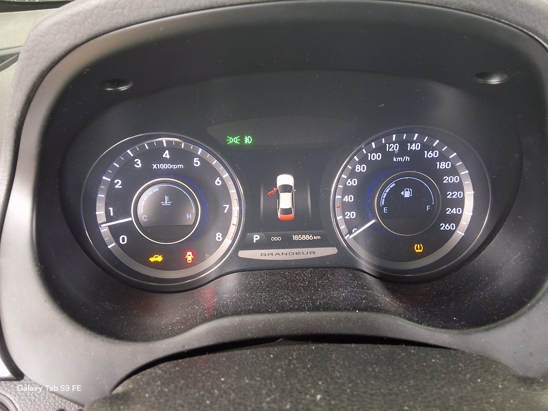 2011 - hyundai grandeur