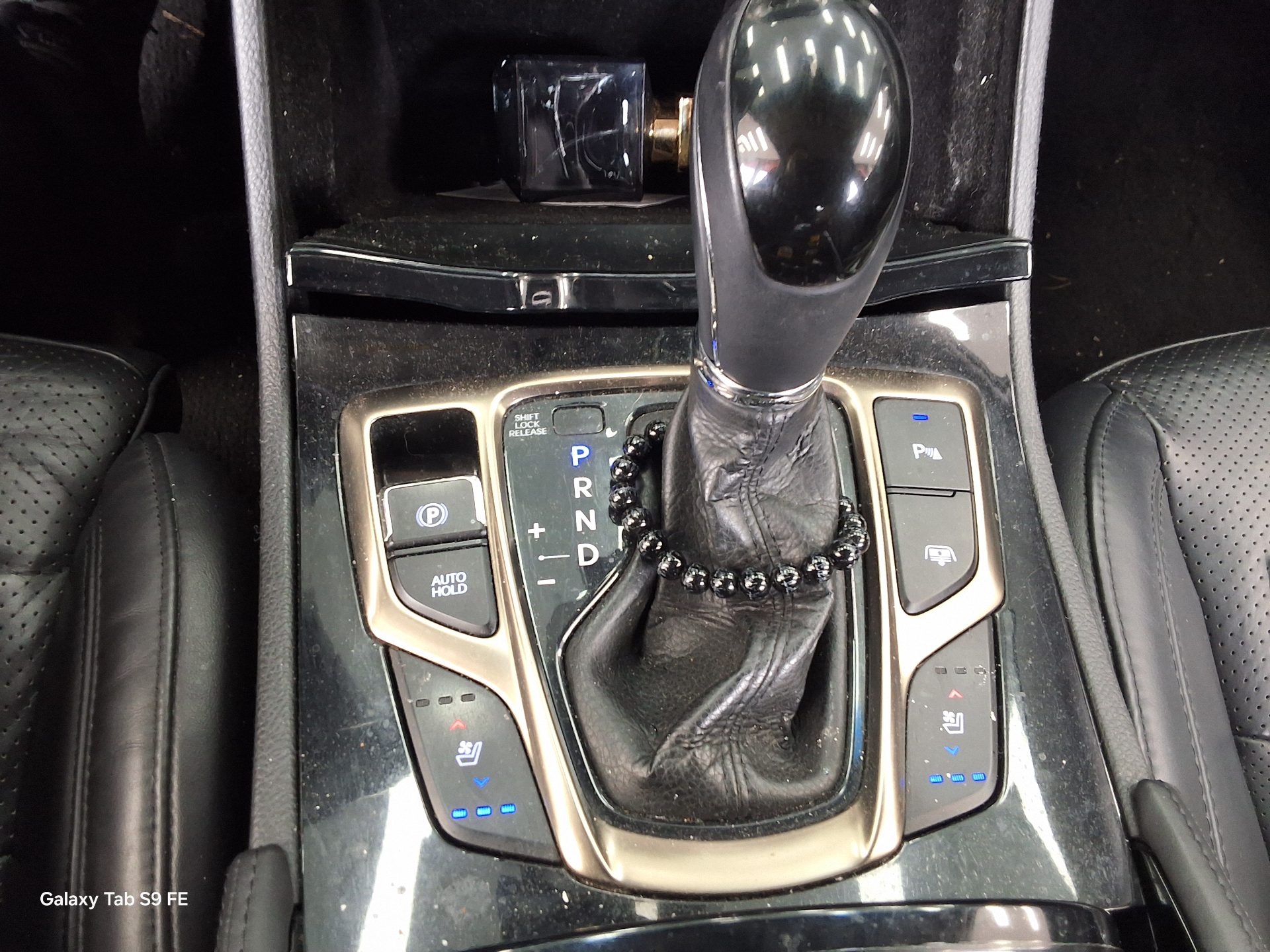2011 - hyundai grandeur