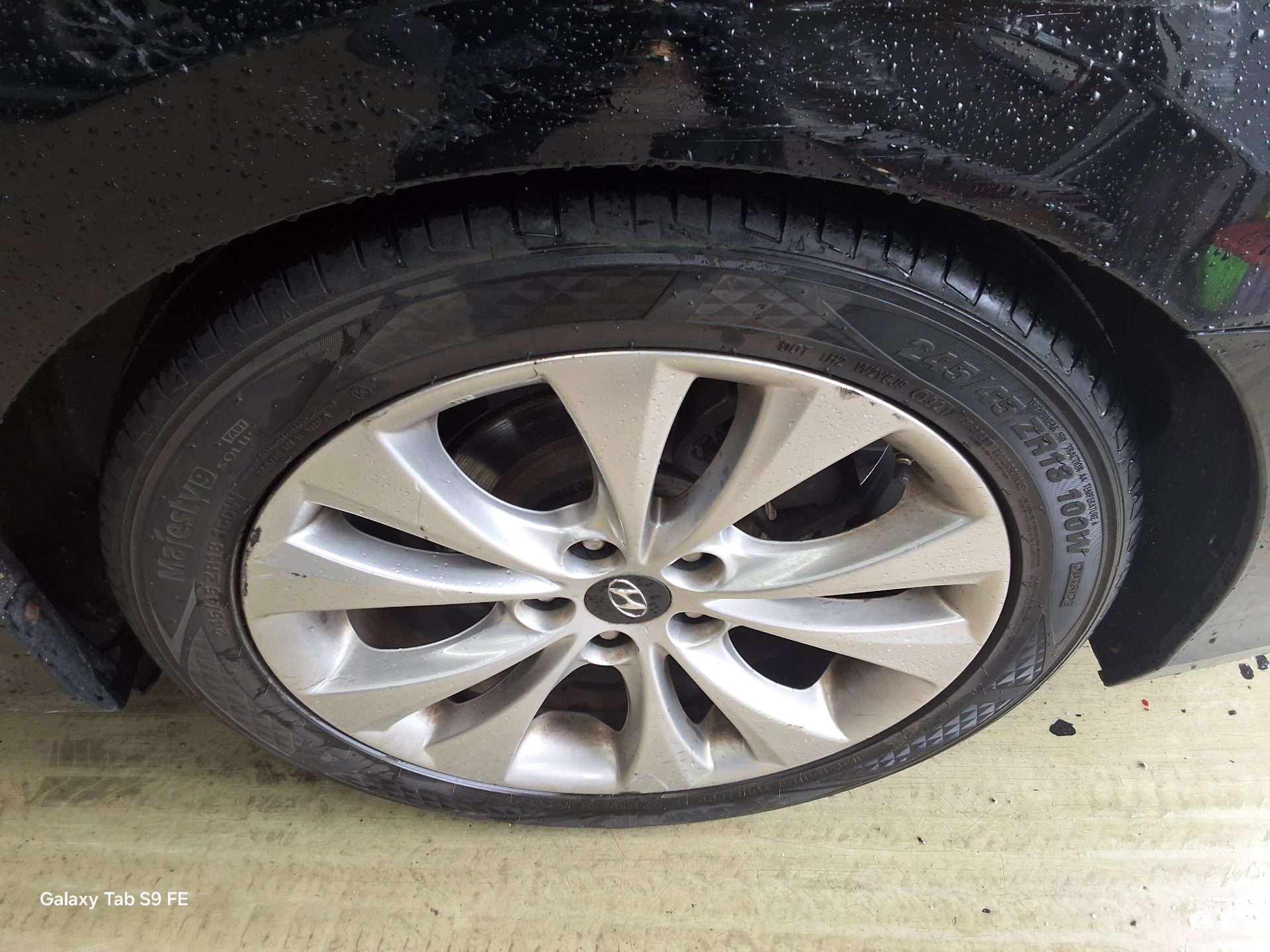 2011 - hyundai grandeur