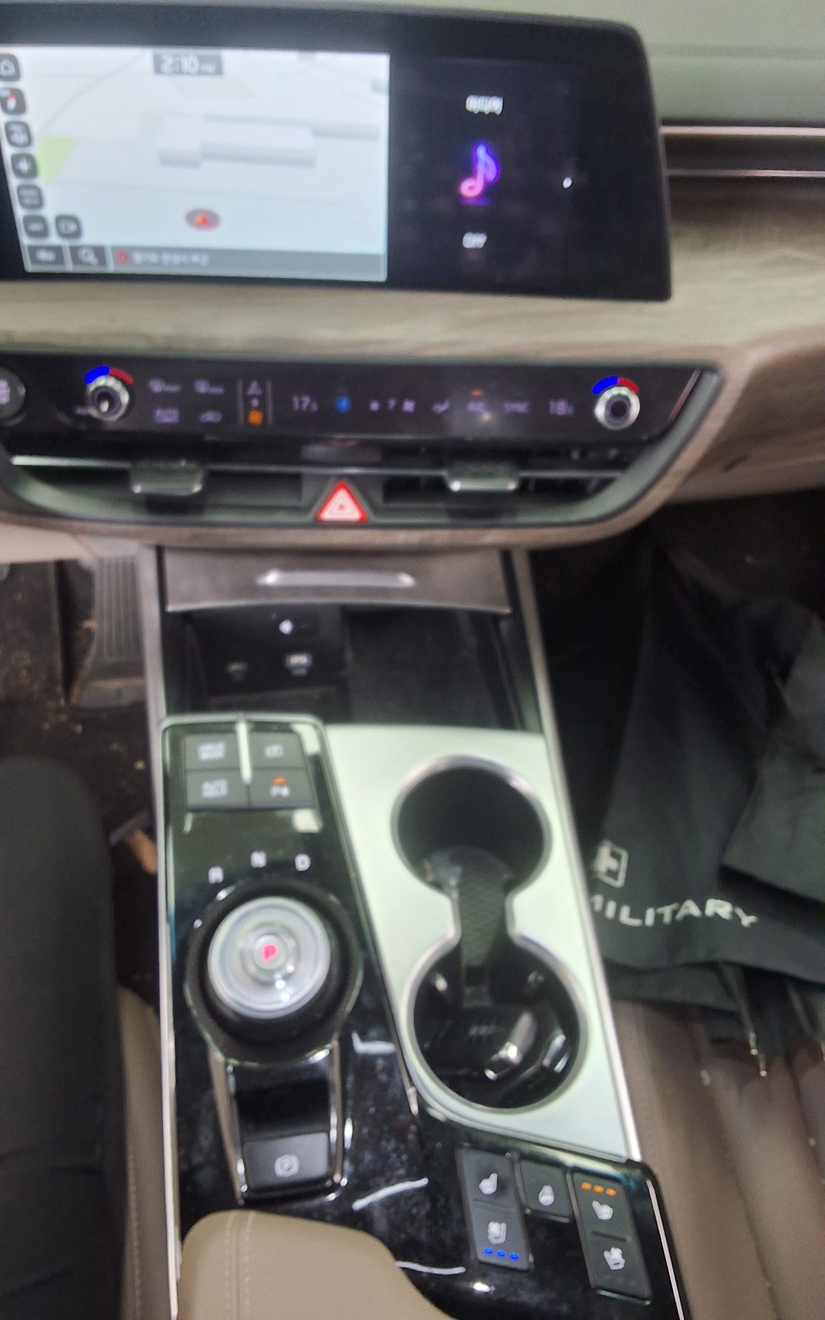 2023 - kia k8