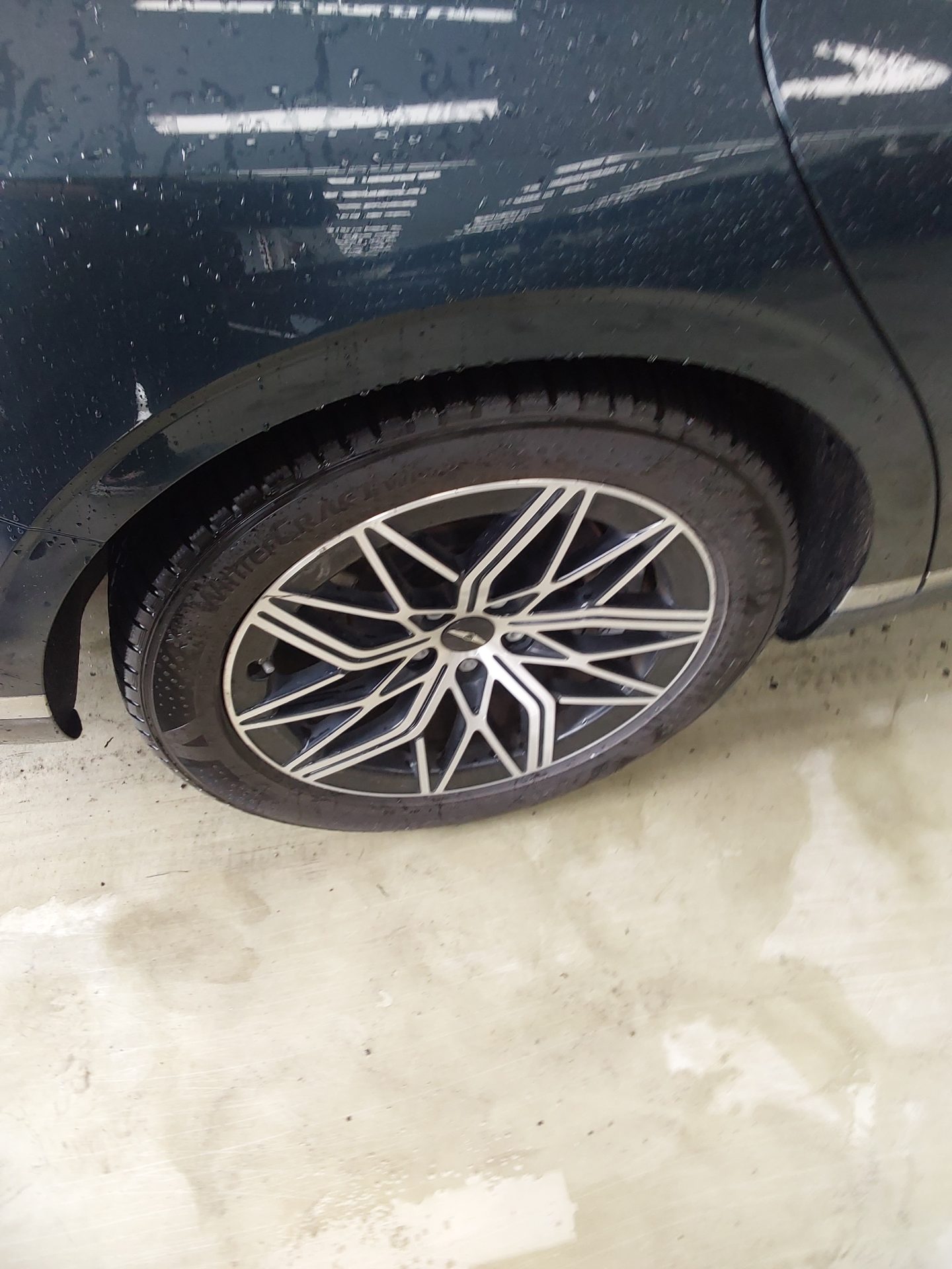 جينيسيس G90 2023 — صورة 26