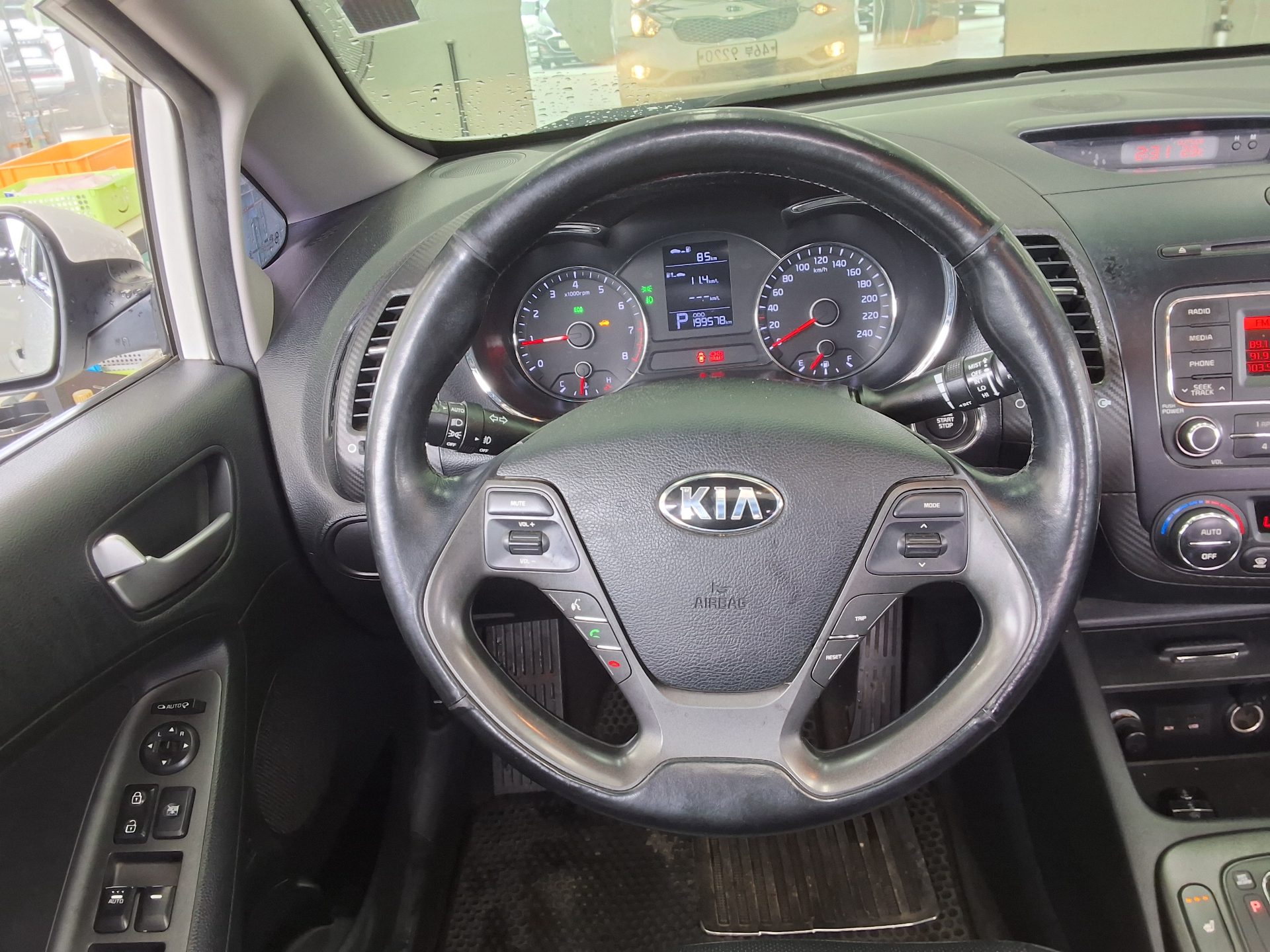 2013 - kia k3