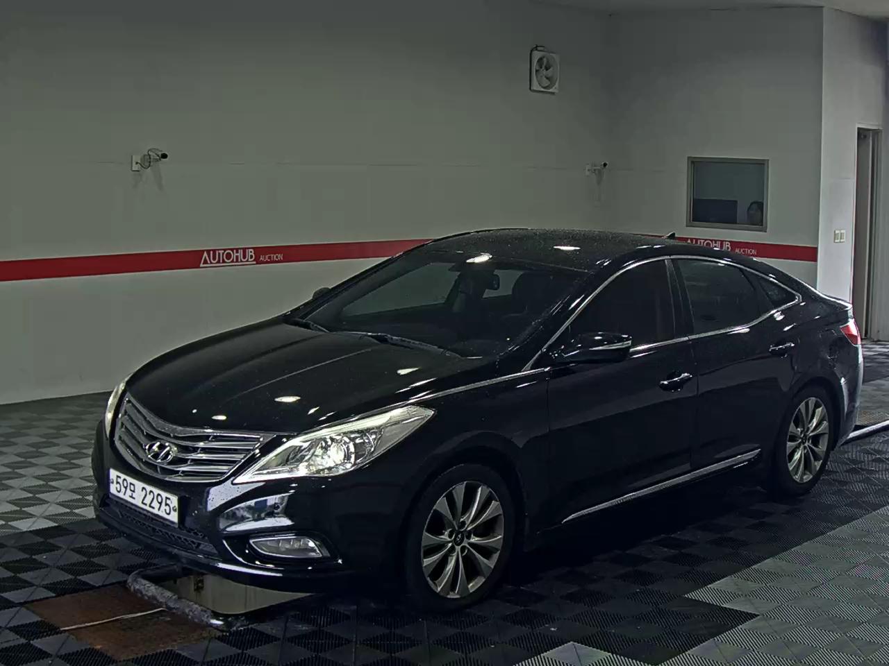 2011 - hyundai grandeur