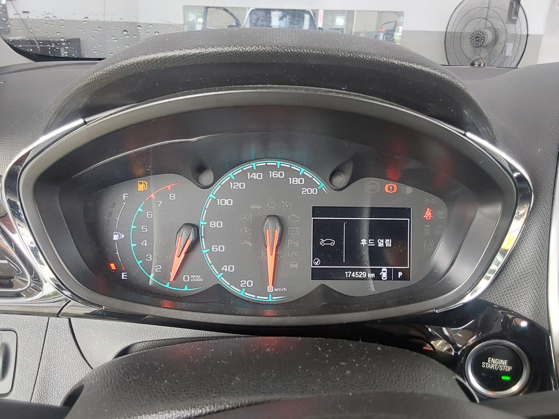 2016 - chevrolet spark