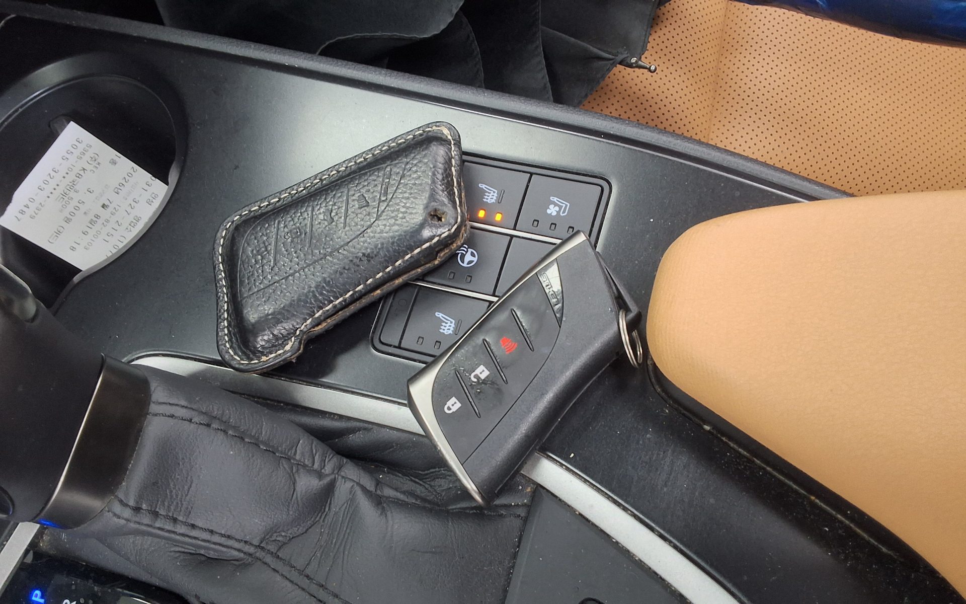 2024 - lexus ux 250h