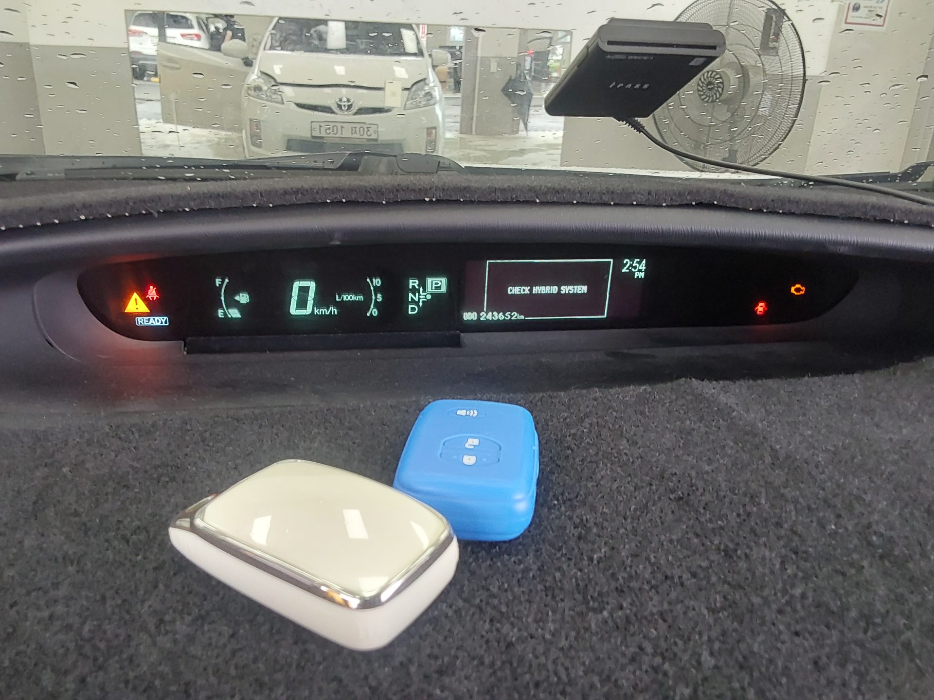 2010 - toyota prius