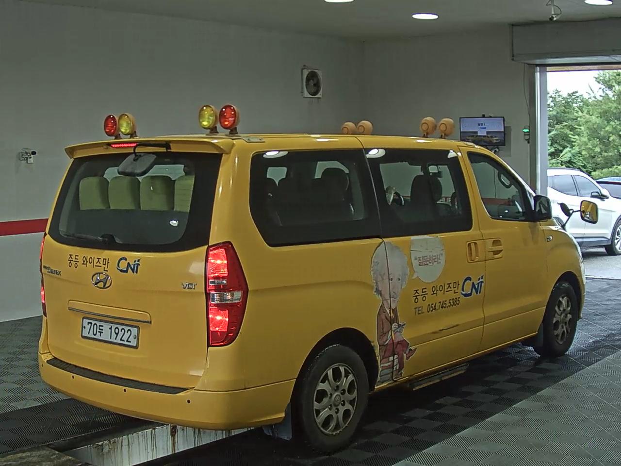 2015 - hyundai grand starex