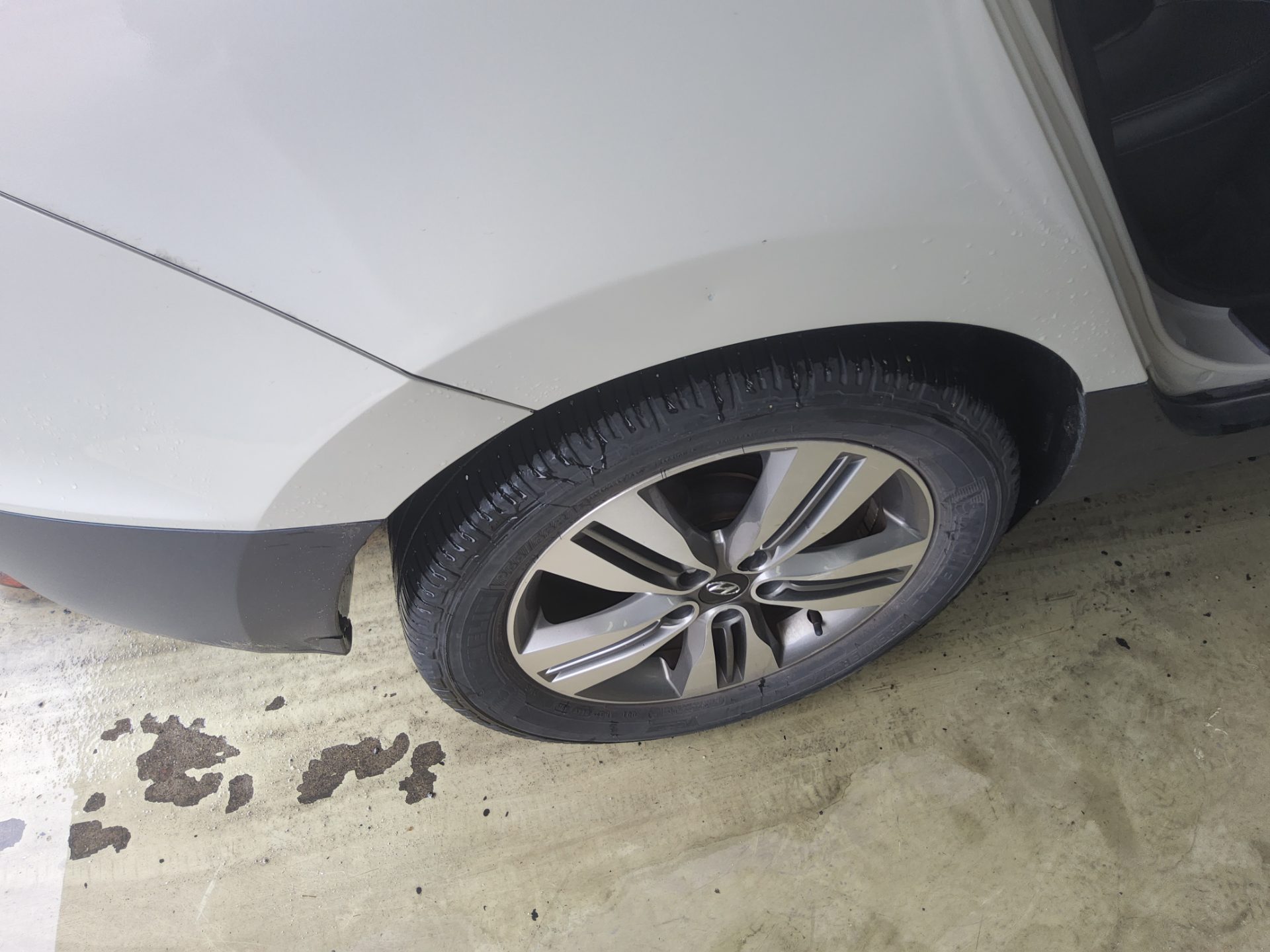 2014 - hyundai tucson
