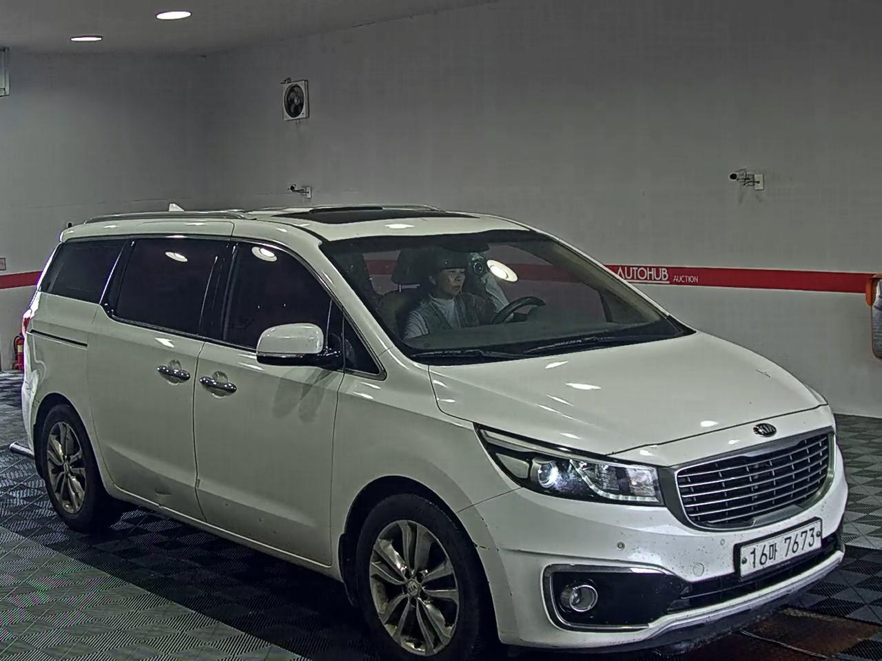2017 - kia carnival