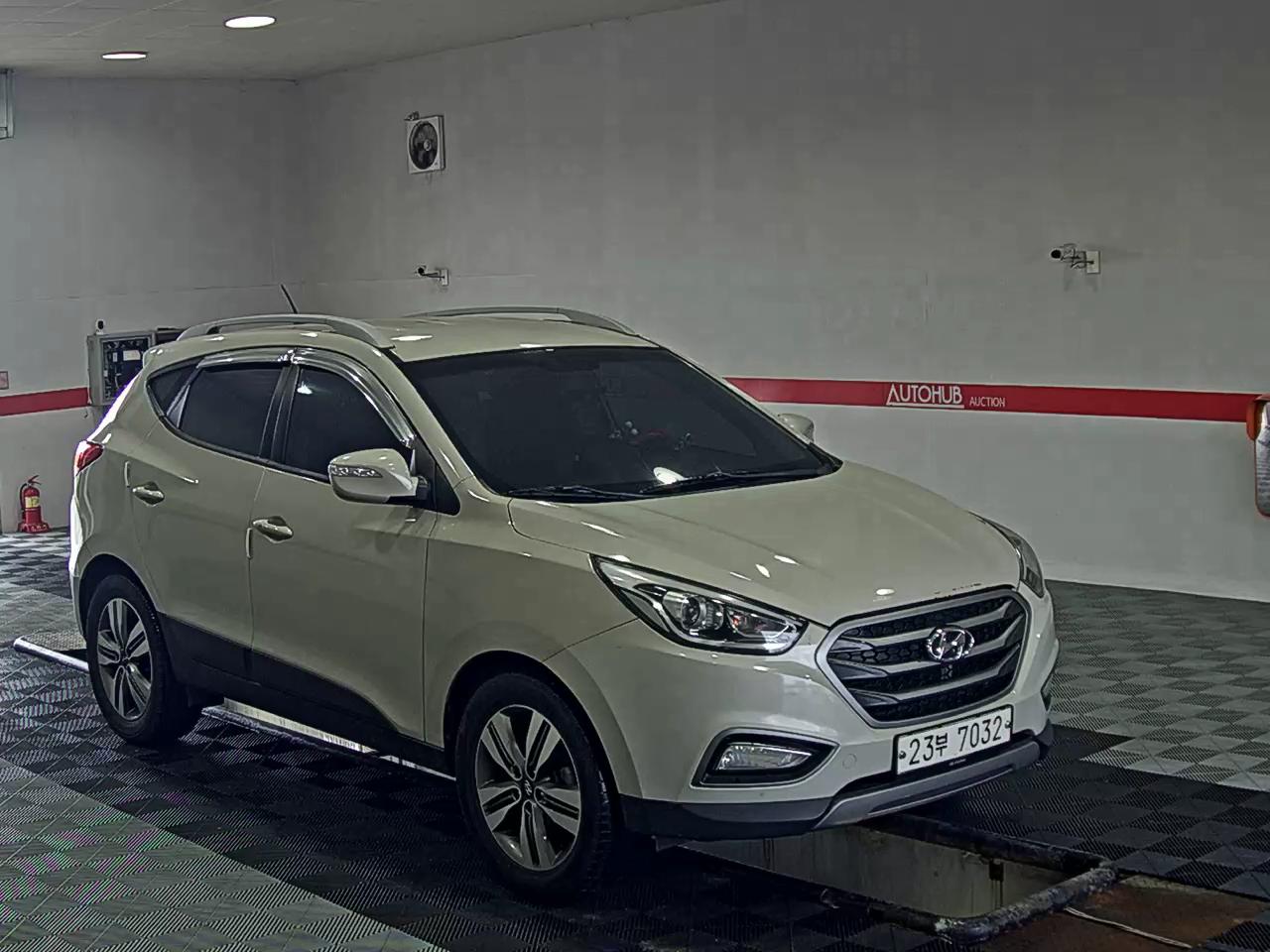 2014 - hyundai tucson