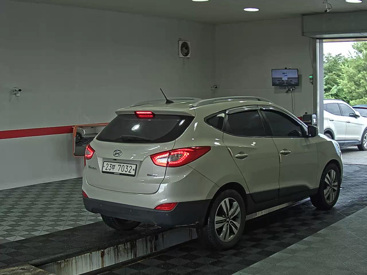 2014 - hyundai tucson