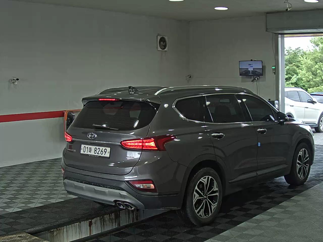 2019 - hyundai santa fe
