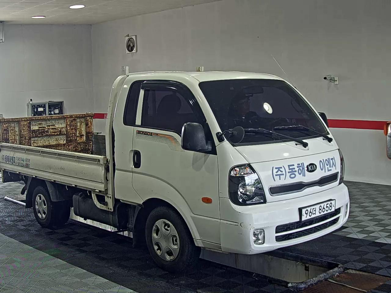 2016 - kia bongo