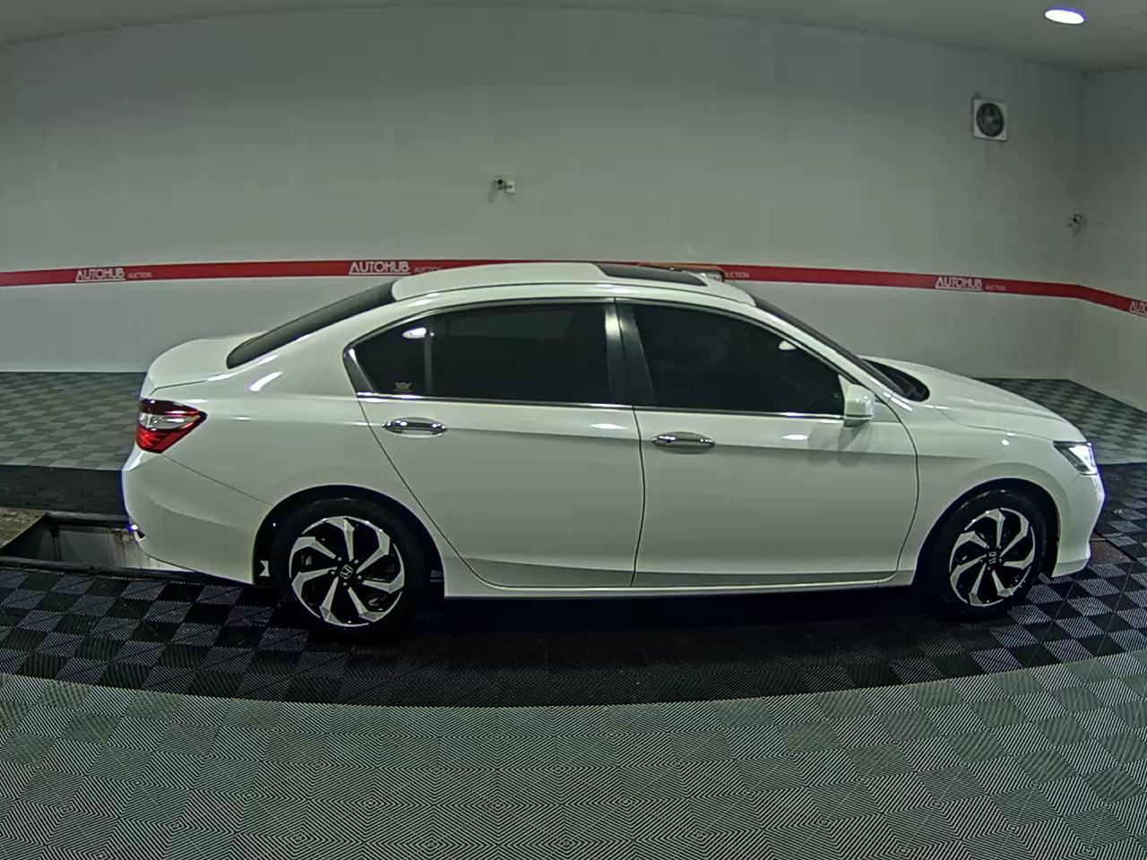 2016 - honda accord