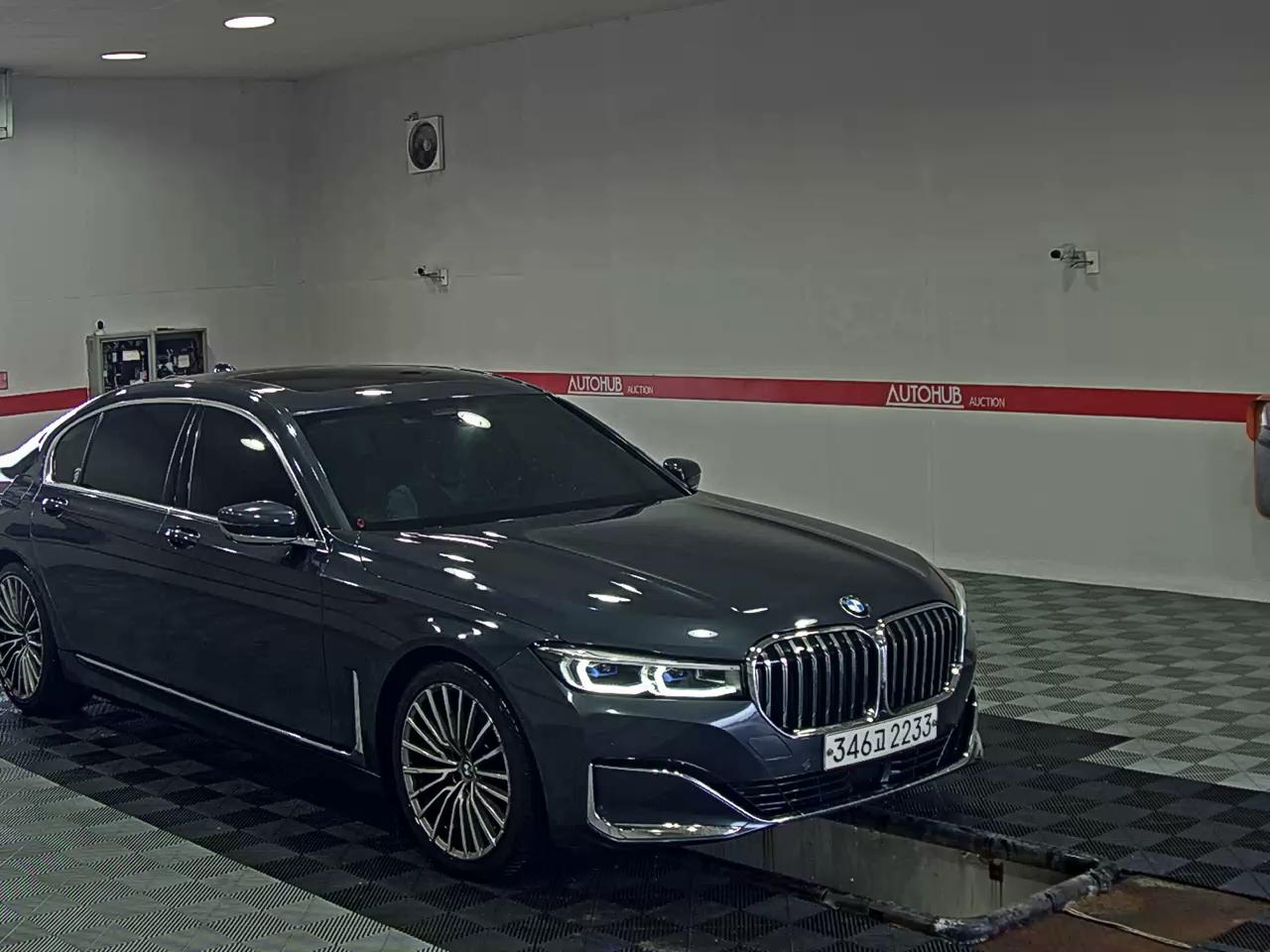 2020 - bmw m7