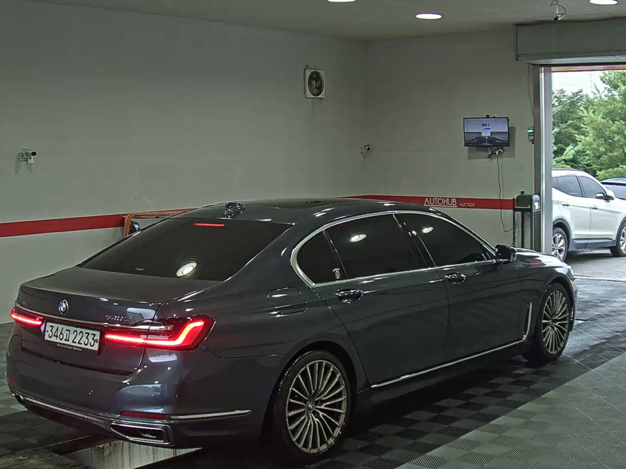 2020 - bmw m7