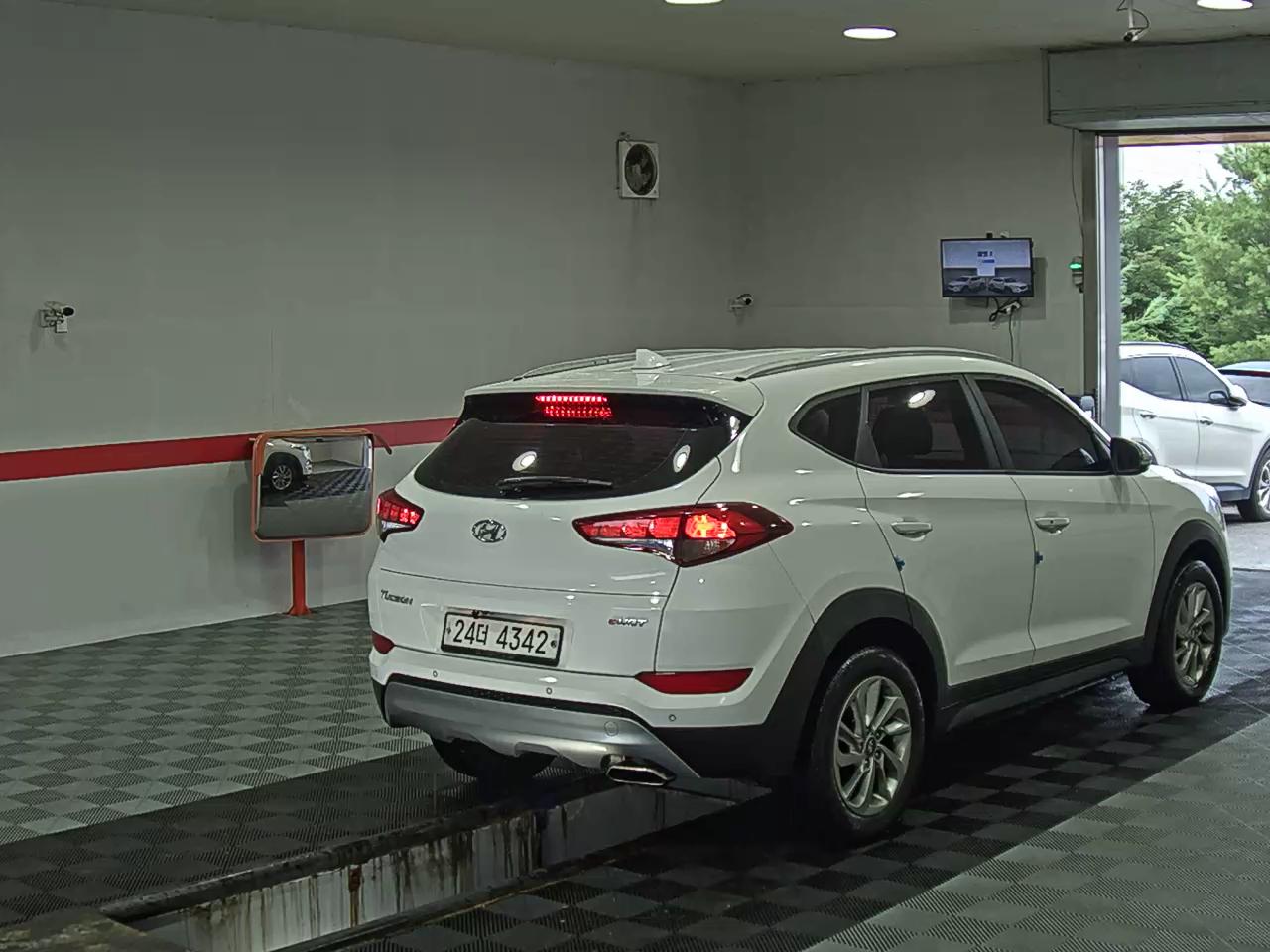 2017 - hyundai tucson