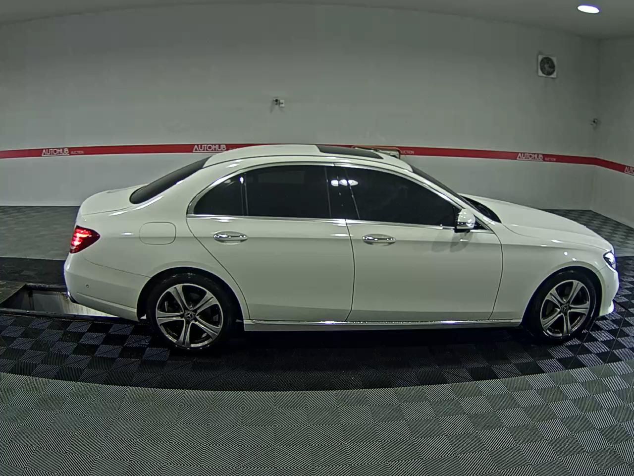 2018 - mercedes-benz e300