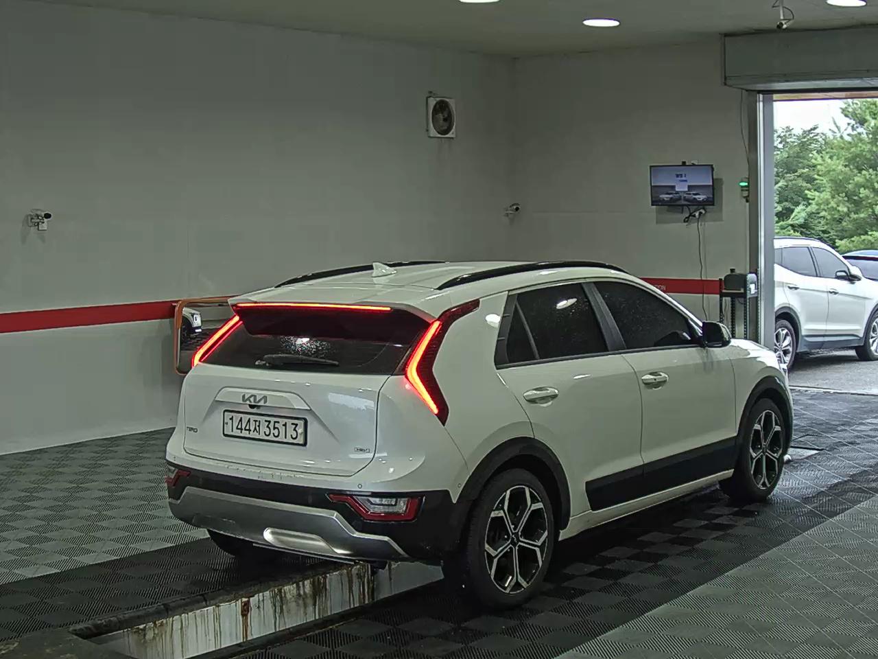 2022 - kia niro